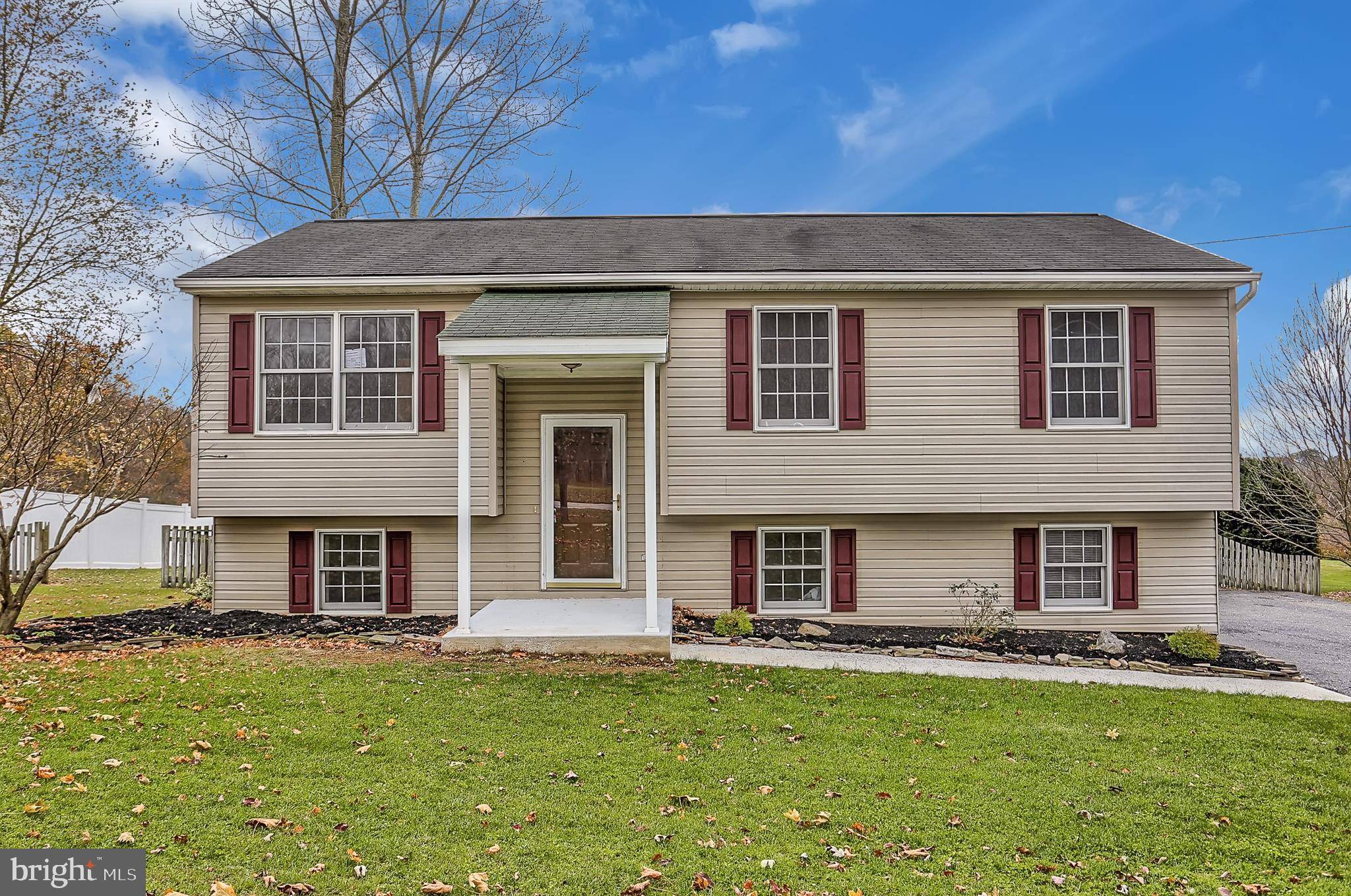 Dillsburg, PA 17019,640 MUMPER LN