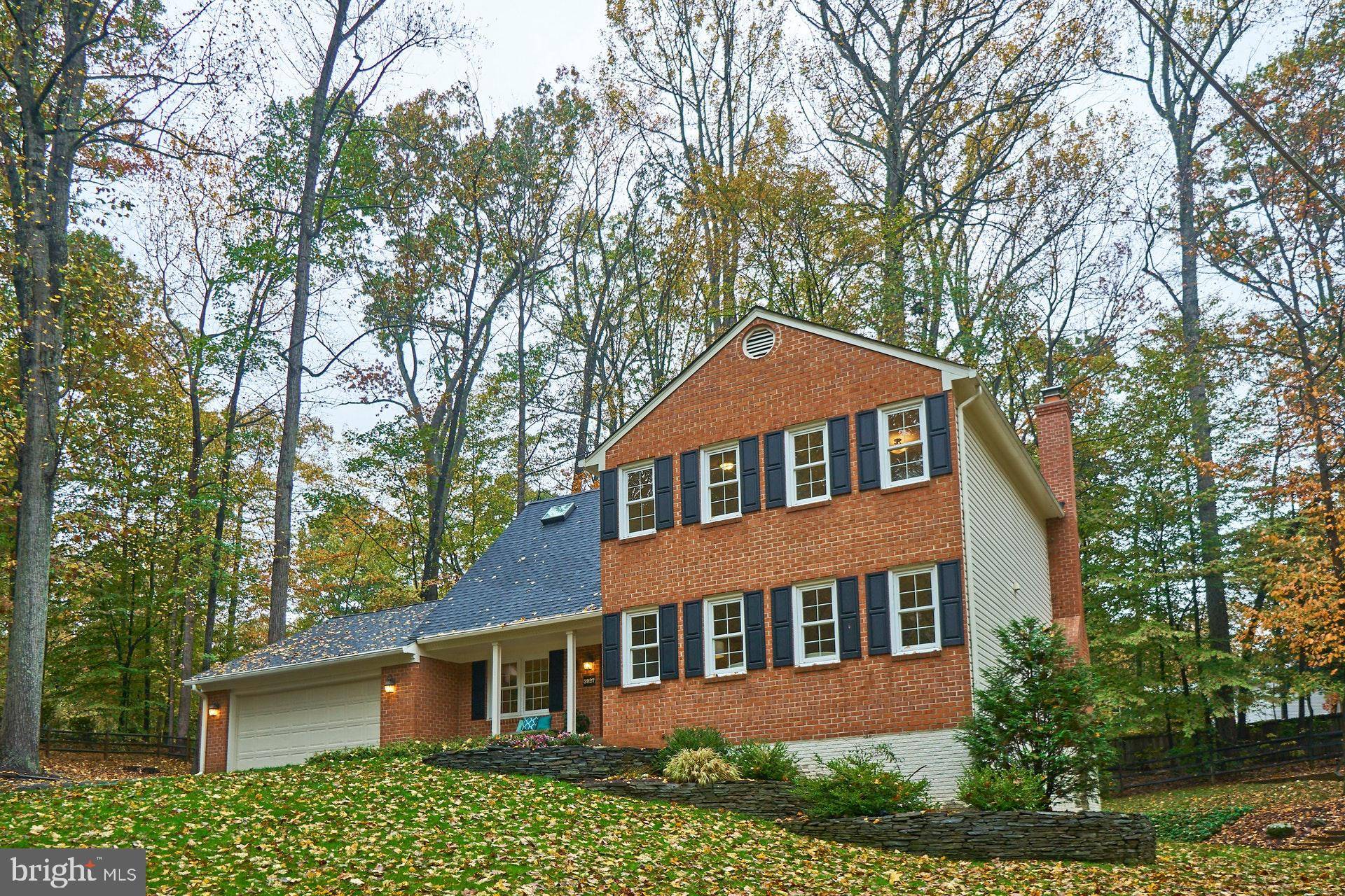 Fairfax Station, VA 22039,5927 INNISVALE DR