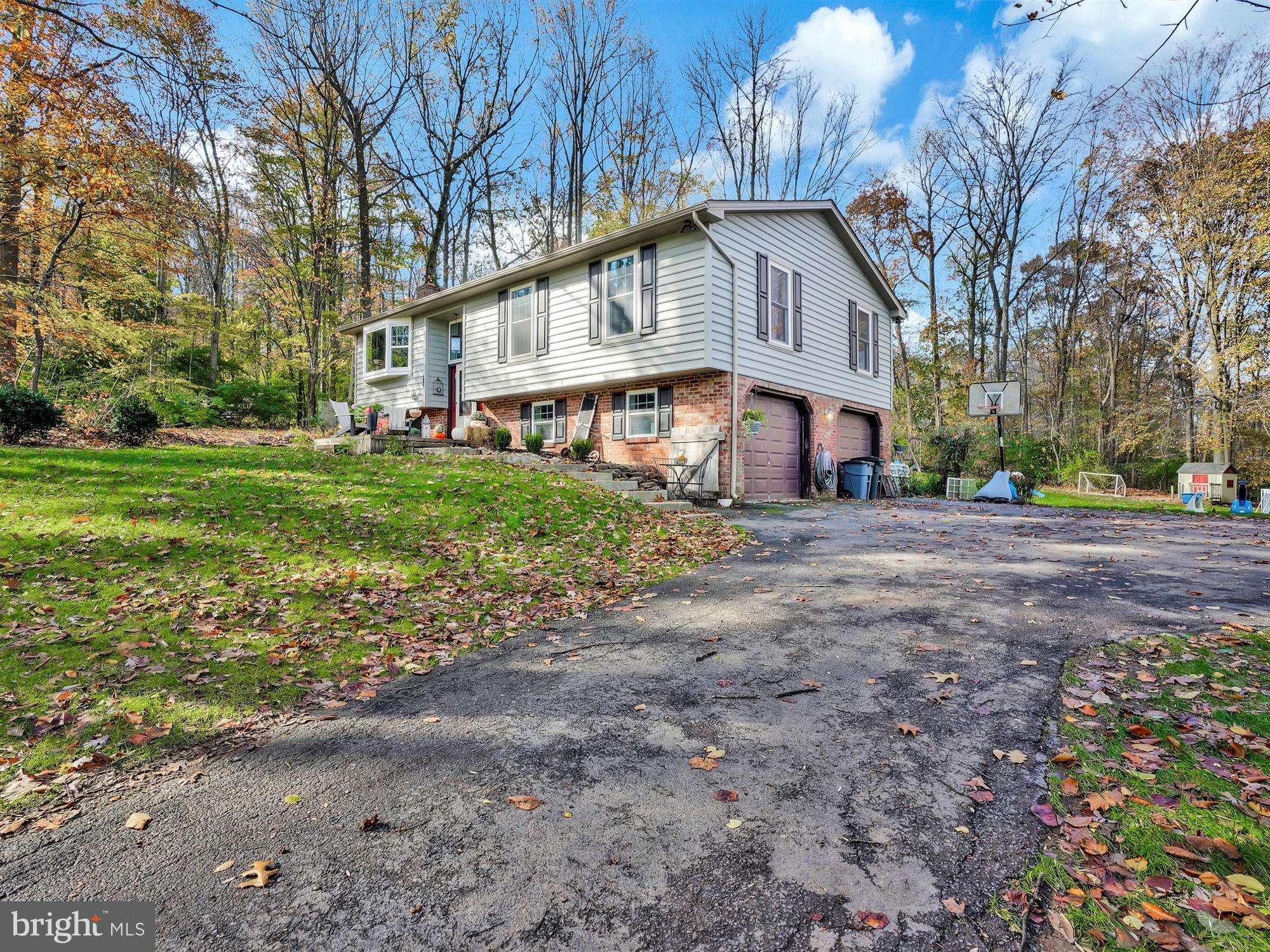 East Earl, PA 17519,637 ELM ST