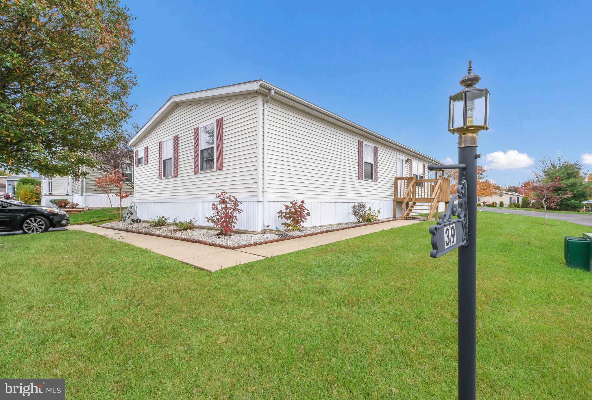 North Wales, PA 19454,39 CENTER CT