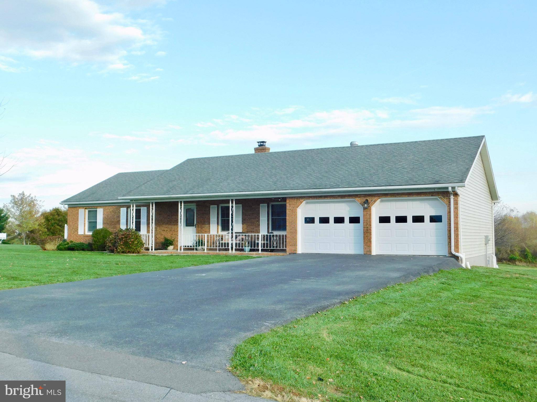 Falling Waters, WV 25419,312 FALCON DR