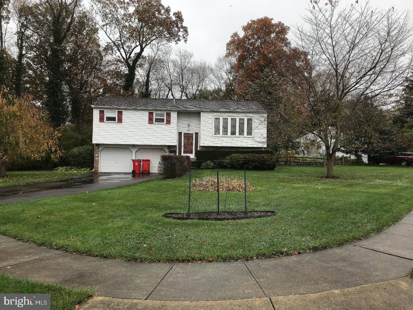 Warminster, PA 18974,939 CORNELL DR