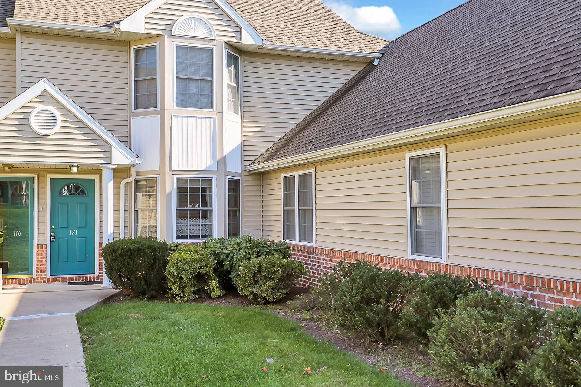 Wyomissing, PA 19610,171 HEATHER LN