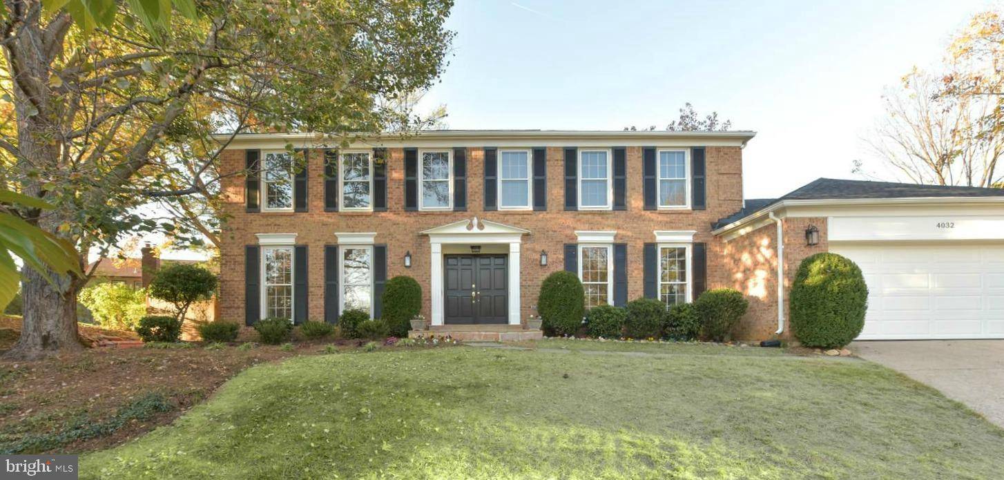 Alexandria, VA 22304,4032 MOSS PL