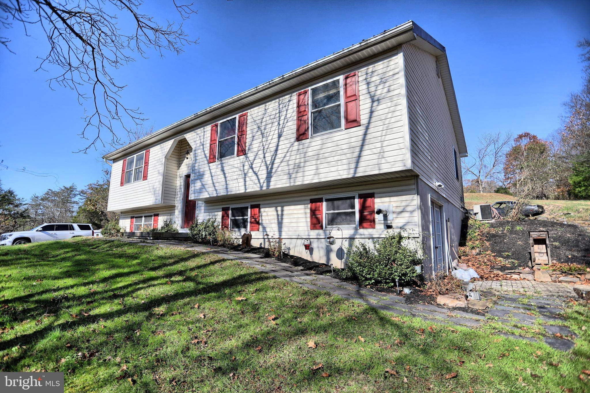 Duncannon, PA 17020,1046 DELLVILLE RD