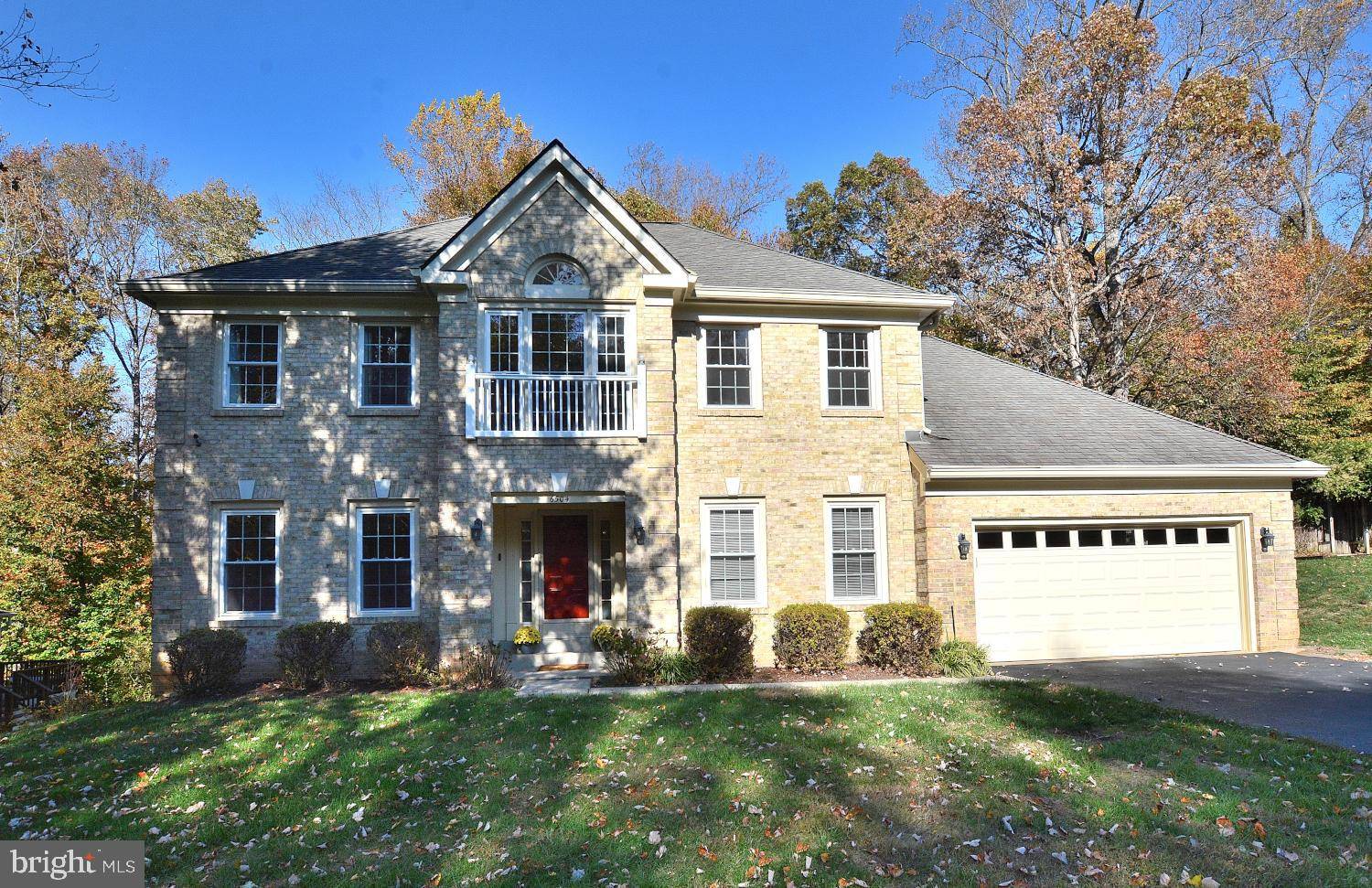 Mclean, VA 22101,6504 HEATHER BROOK CT