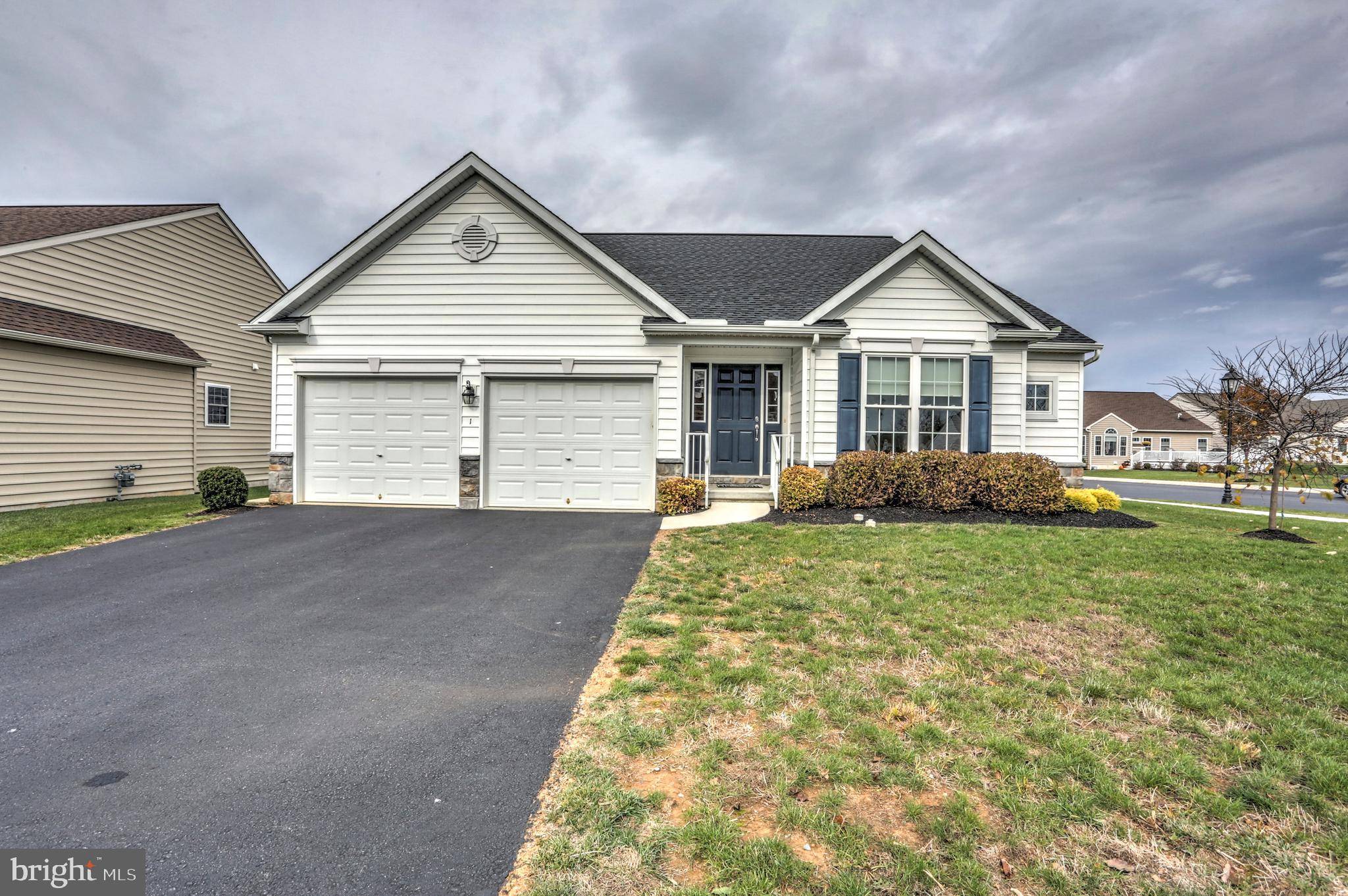 Gordonville, PA 17529,1 CREEKSIDE CT