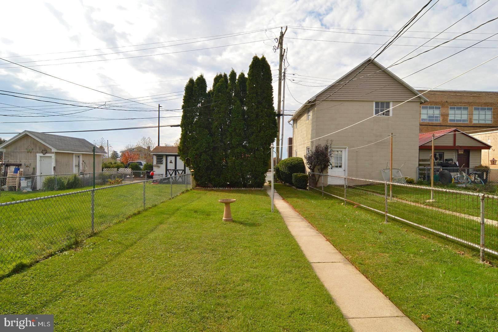 Reading, PA 19605,520 RAYMOND ST