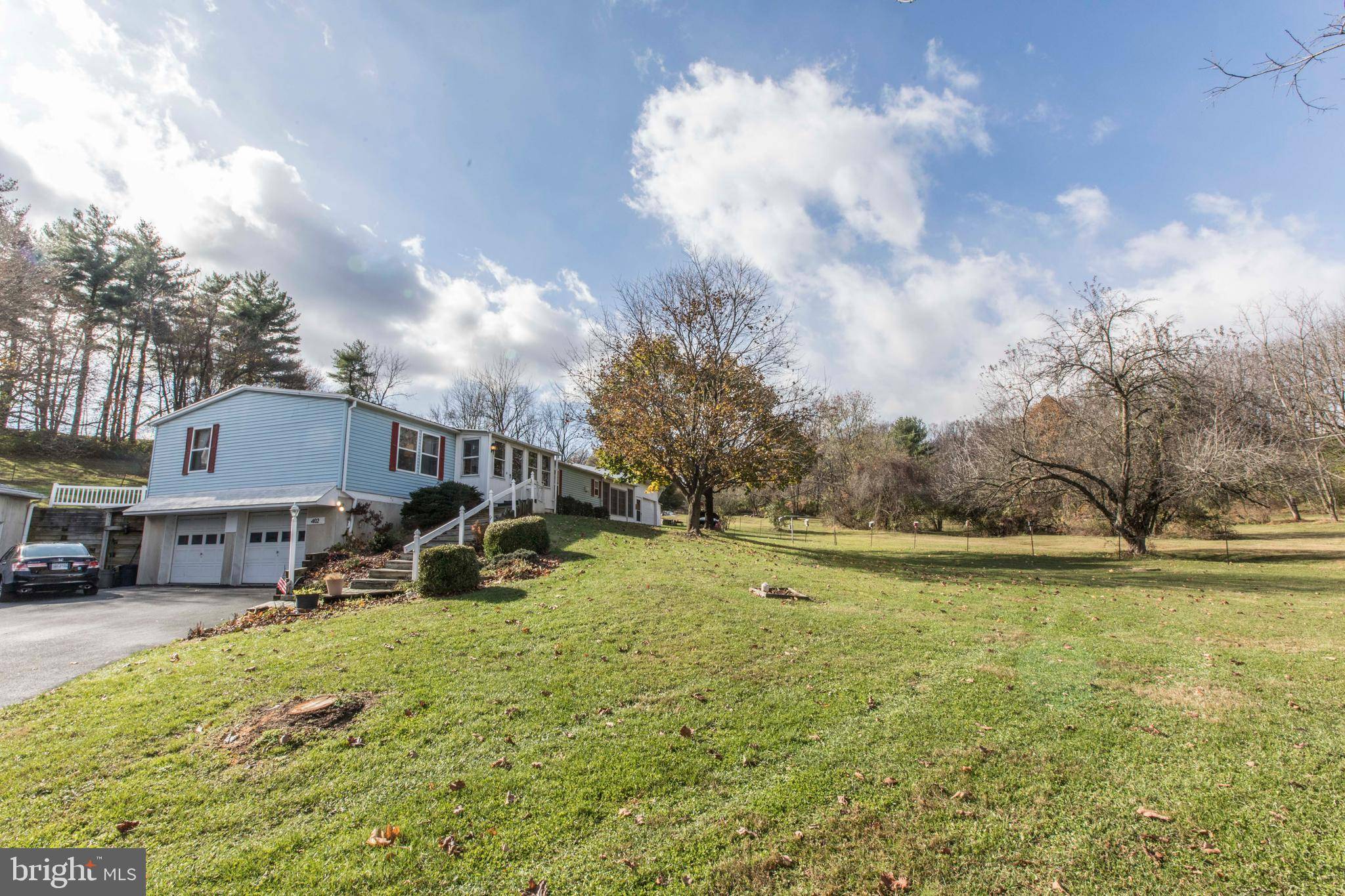 Mohrsville, PA 19541,412 PLUM RD