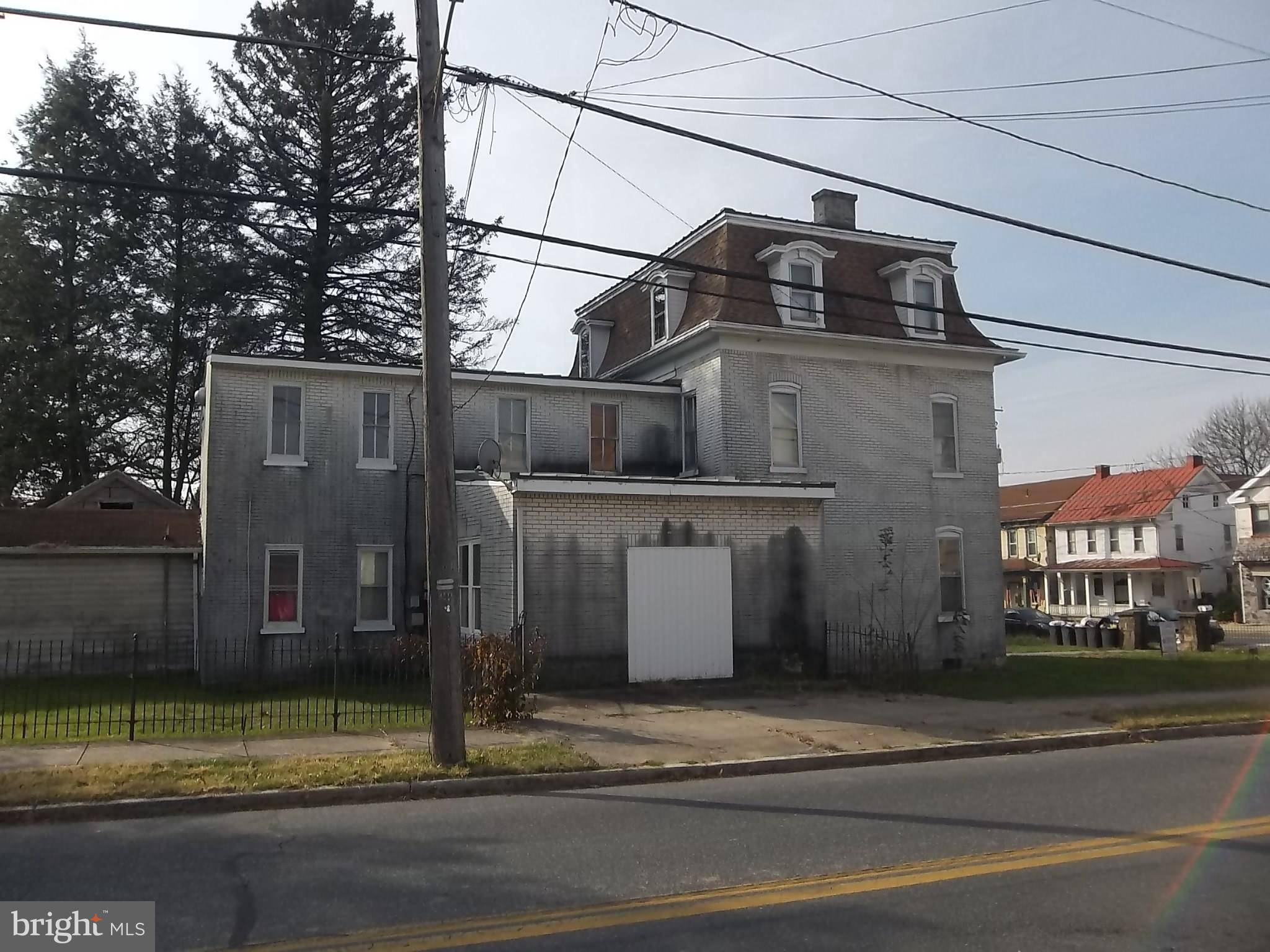 Newmanstown, PA 17073,2 W MAIN ST