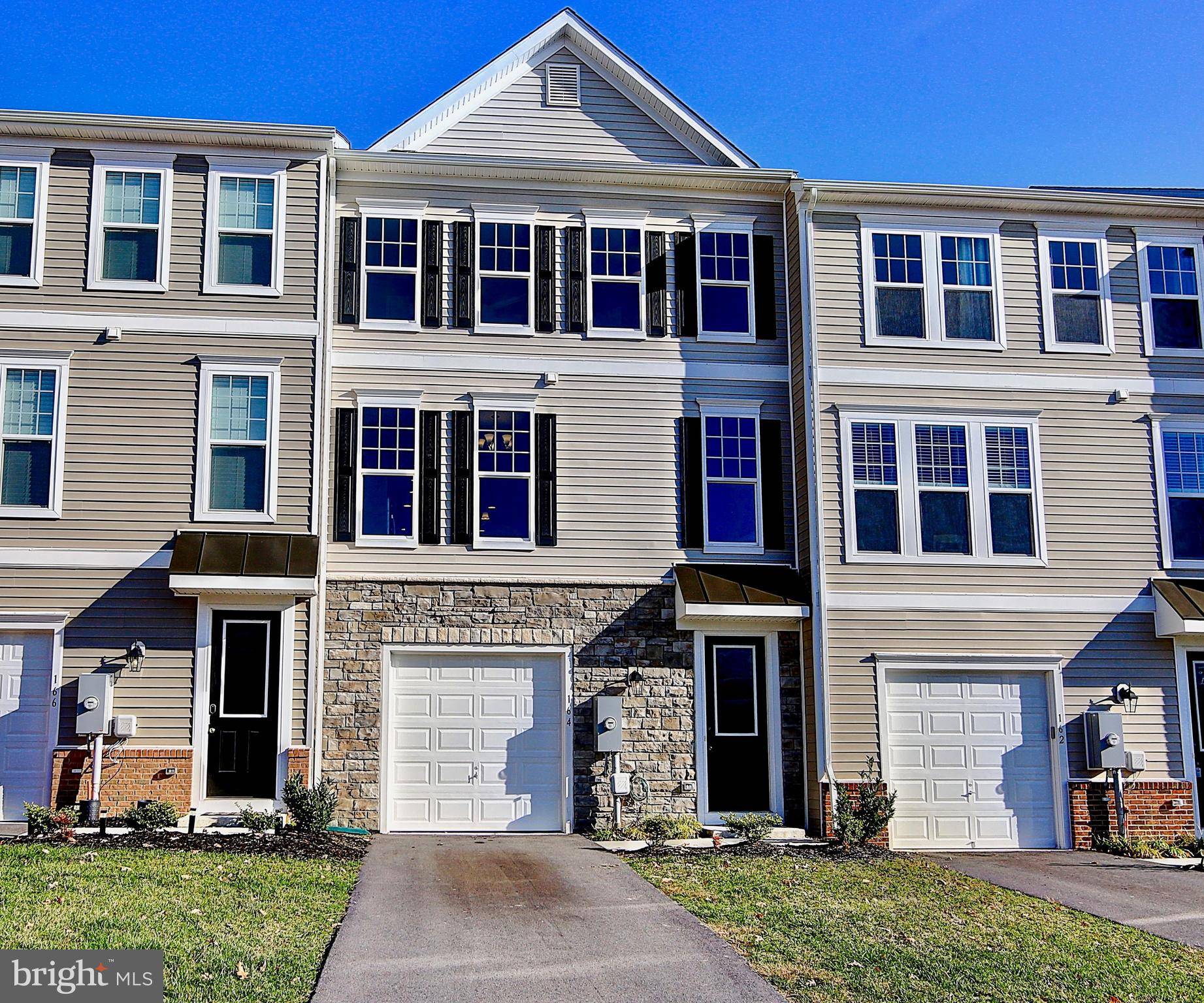 Winchester, VA 22602,164 SOLARA DR