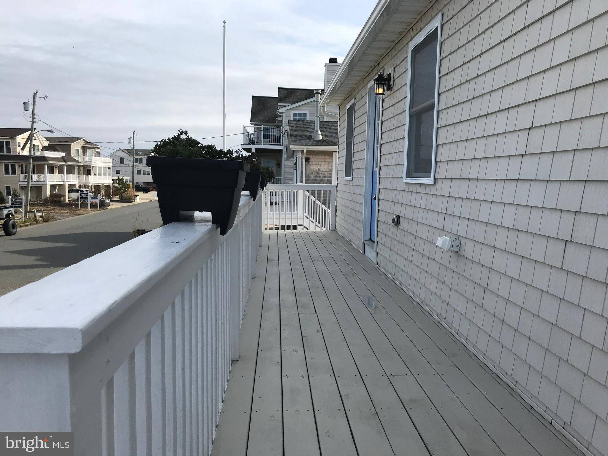 Surf City, NJ 08008,342 N 9TH ST