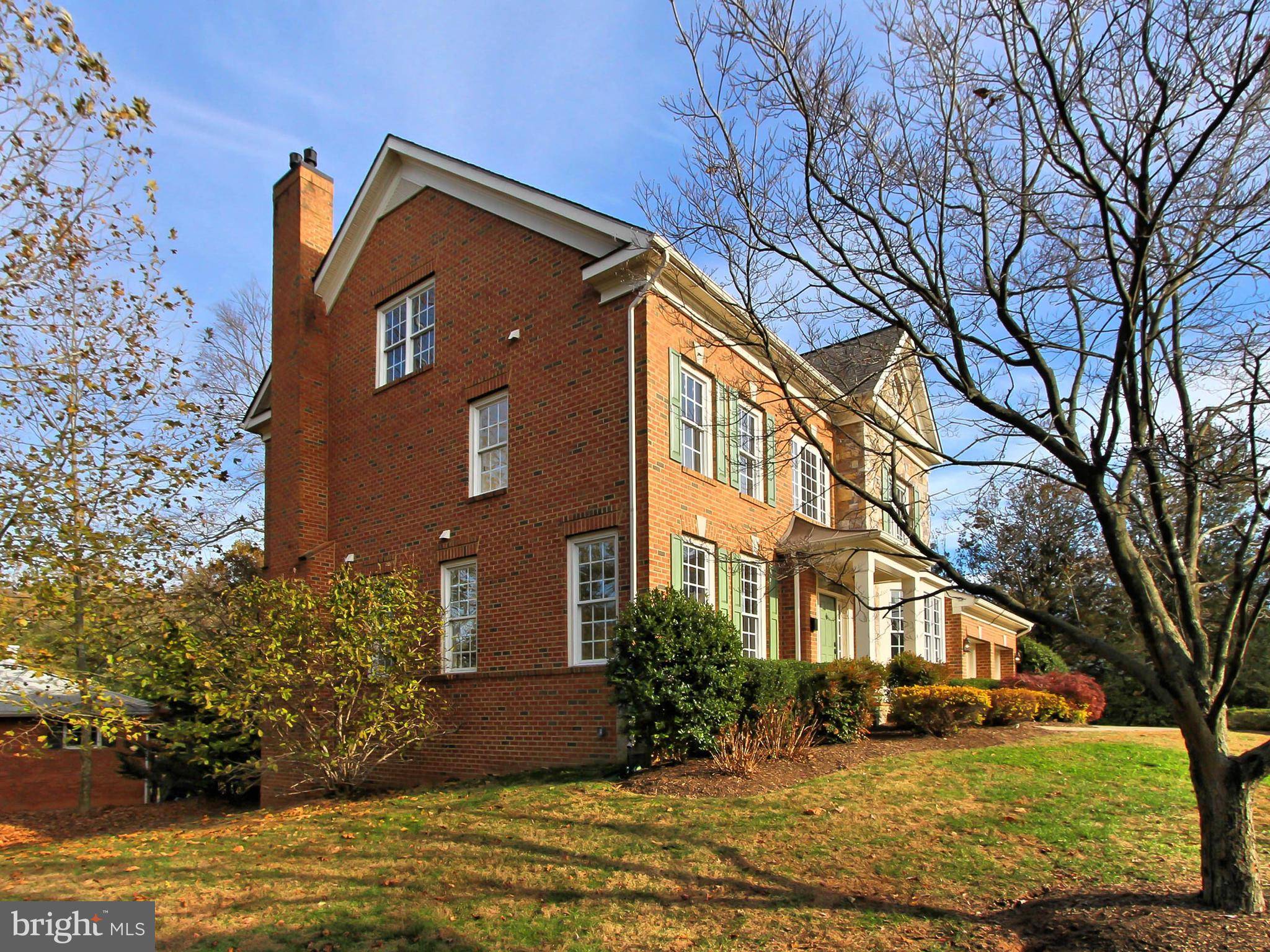 Mclean, VA 22101,6158 TOMPKINS DR