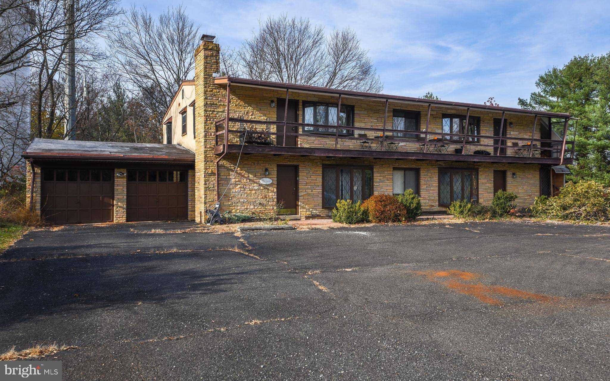 Blue Bell, PA 19422,953 PENLLYN BLUE BELL PIKE