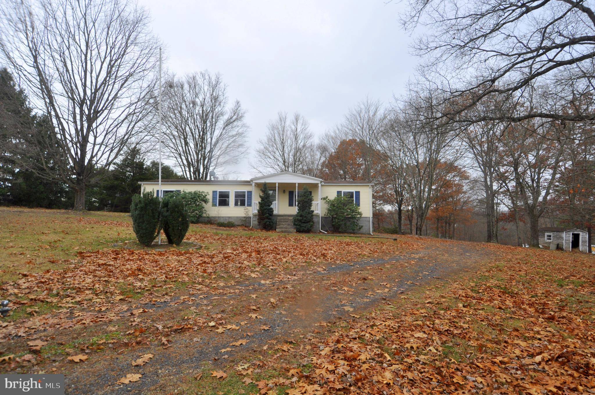 Berkeley Springs, WV 25411,61 FUNK LN