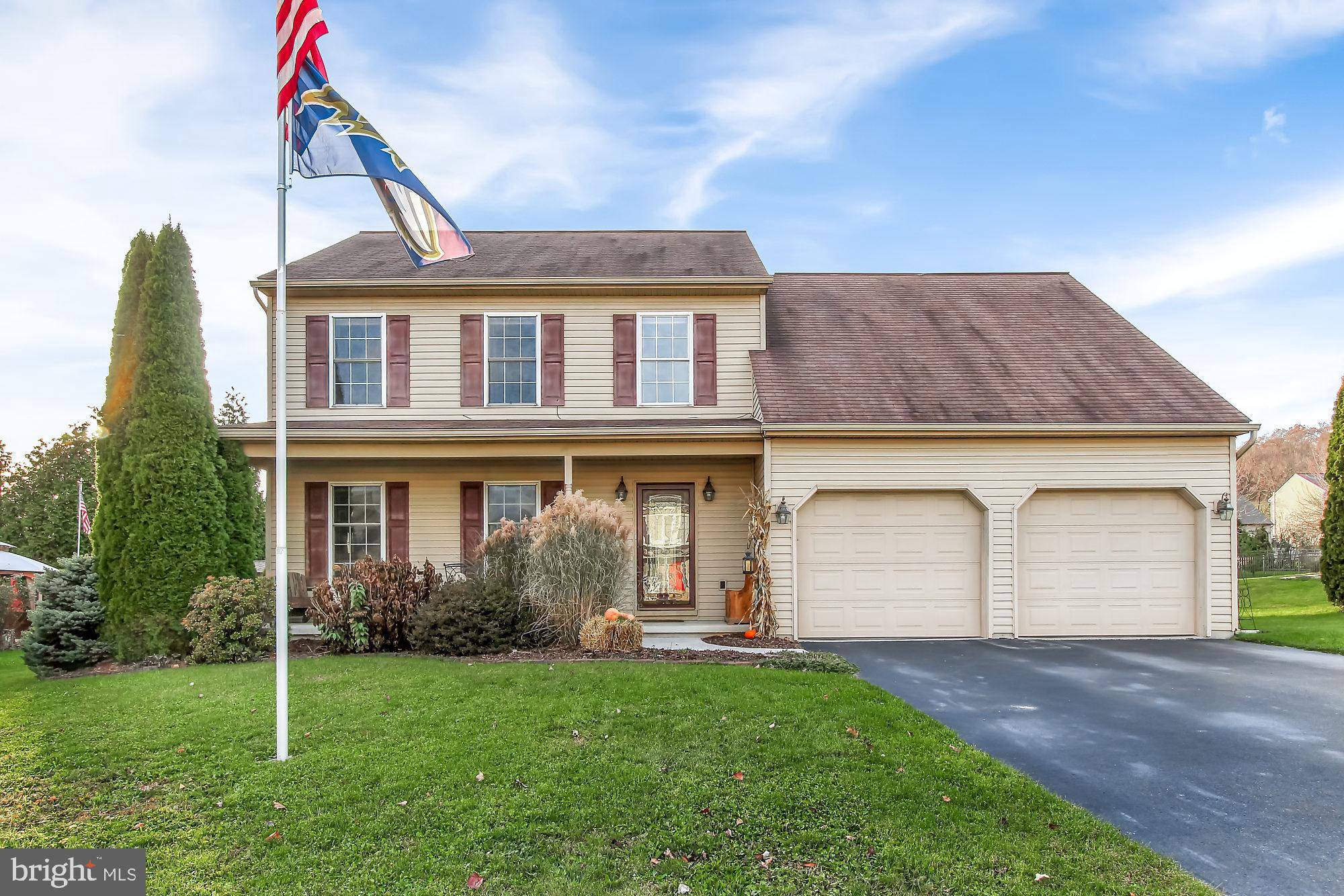 Mount Wolf, PA 17347,360 SILVER MAPLE CT