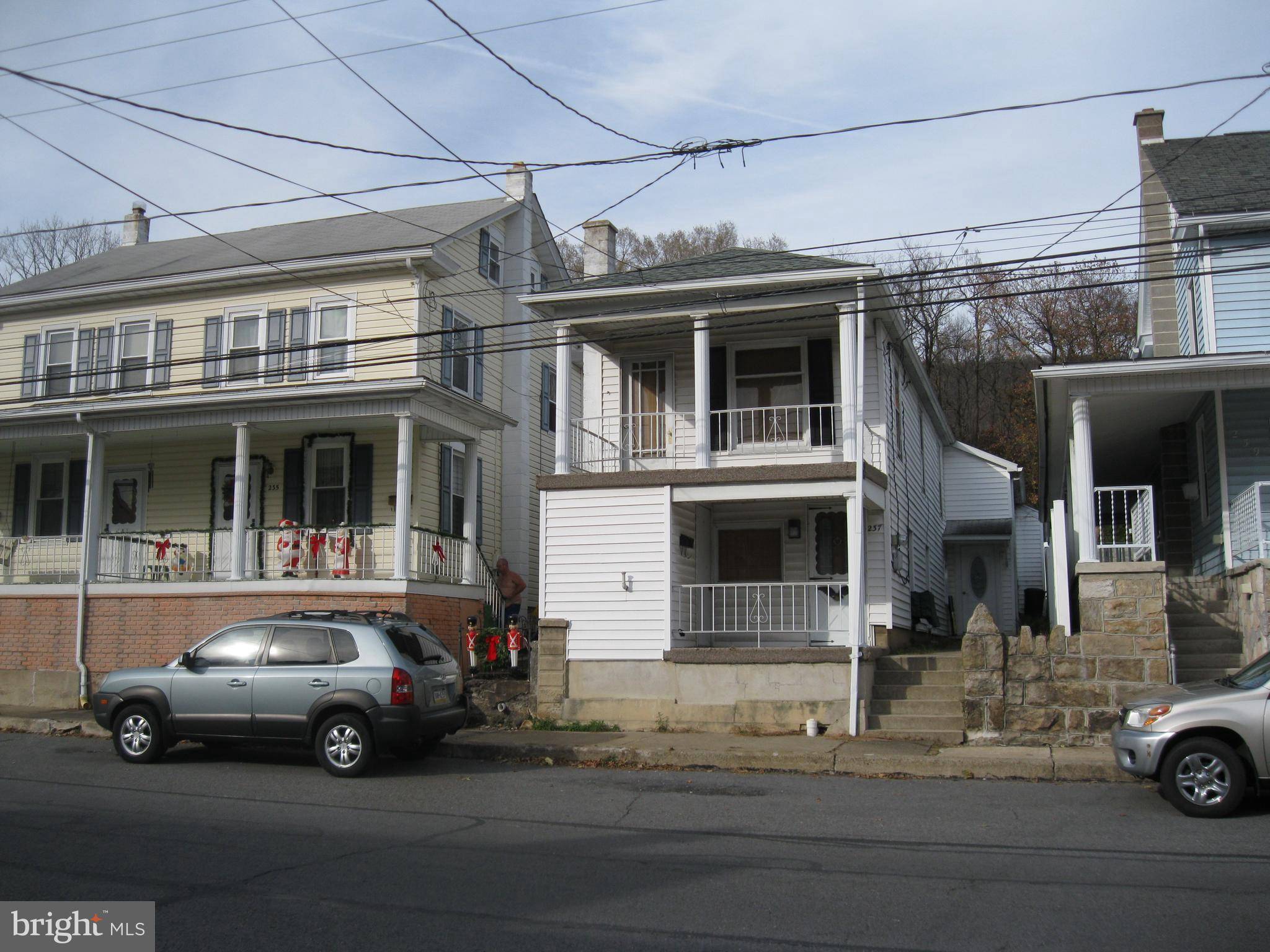 Williamstown, PA 17098,237 E BROAD ST