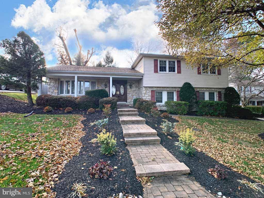 Huntingdon Valley, PA 19006,232 KIRK DR