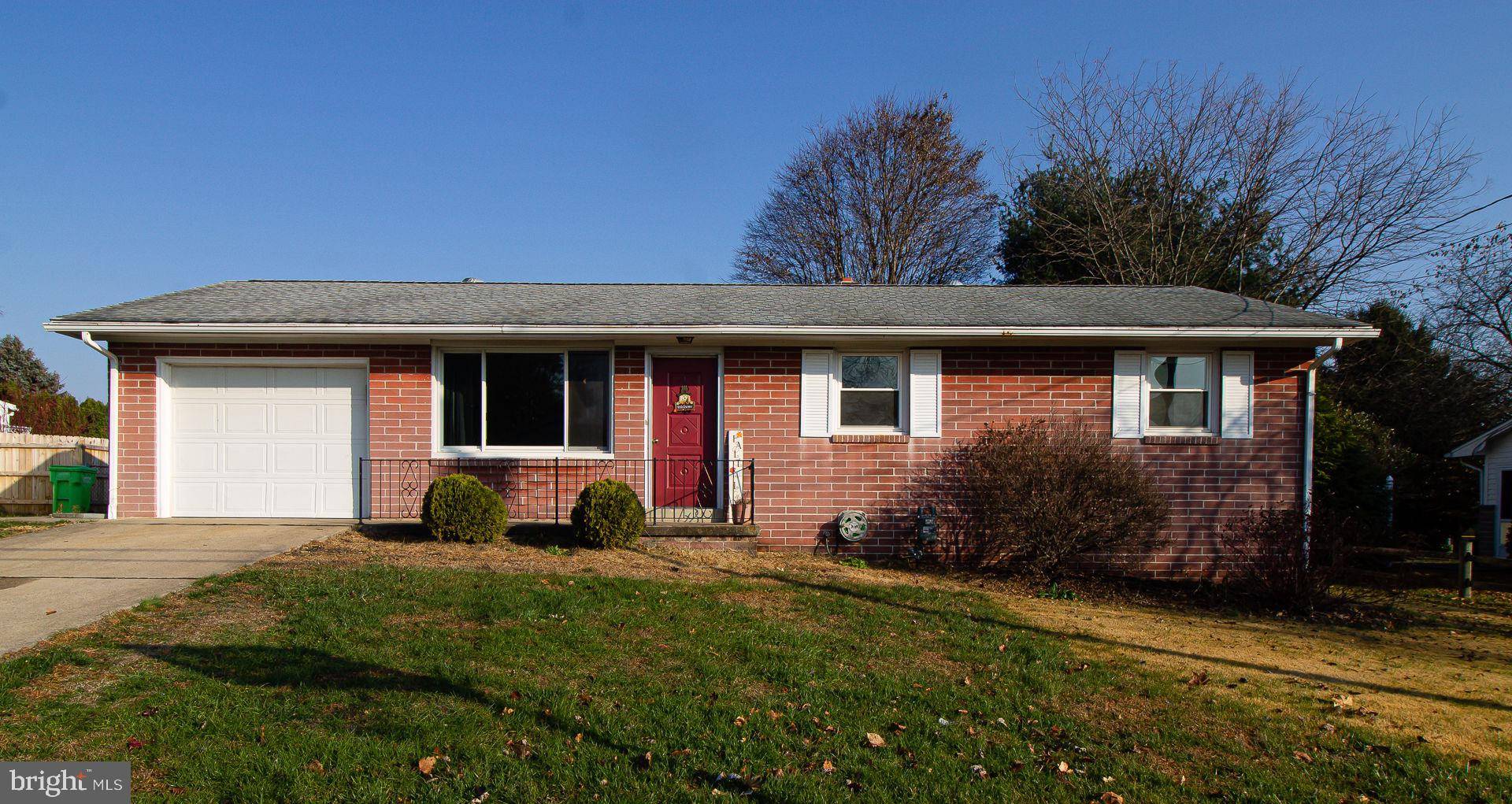 Chambersburg, PA 17202,93 SUNNY LANE