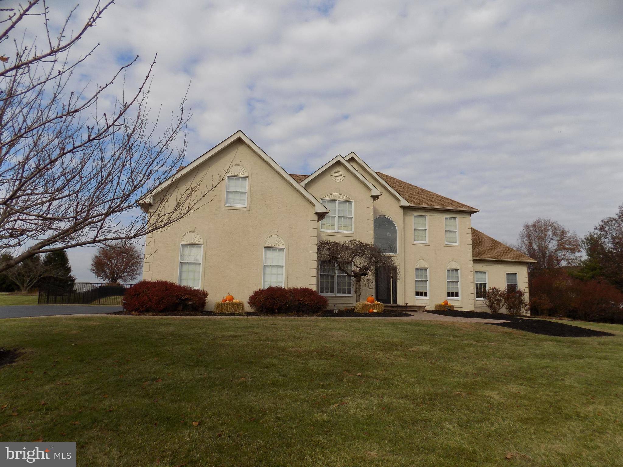 Harleysville, PA 19438,509 CARRIAGE HOUSE LN