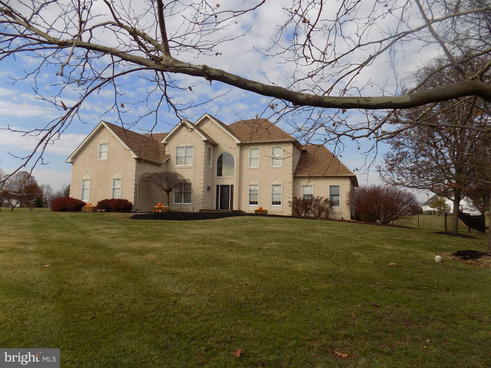 Harleysville, PA 19438,509 CARRIAGE HOUSE LN