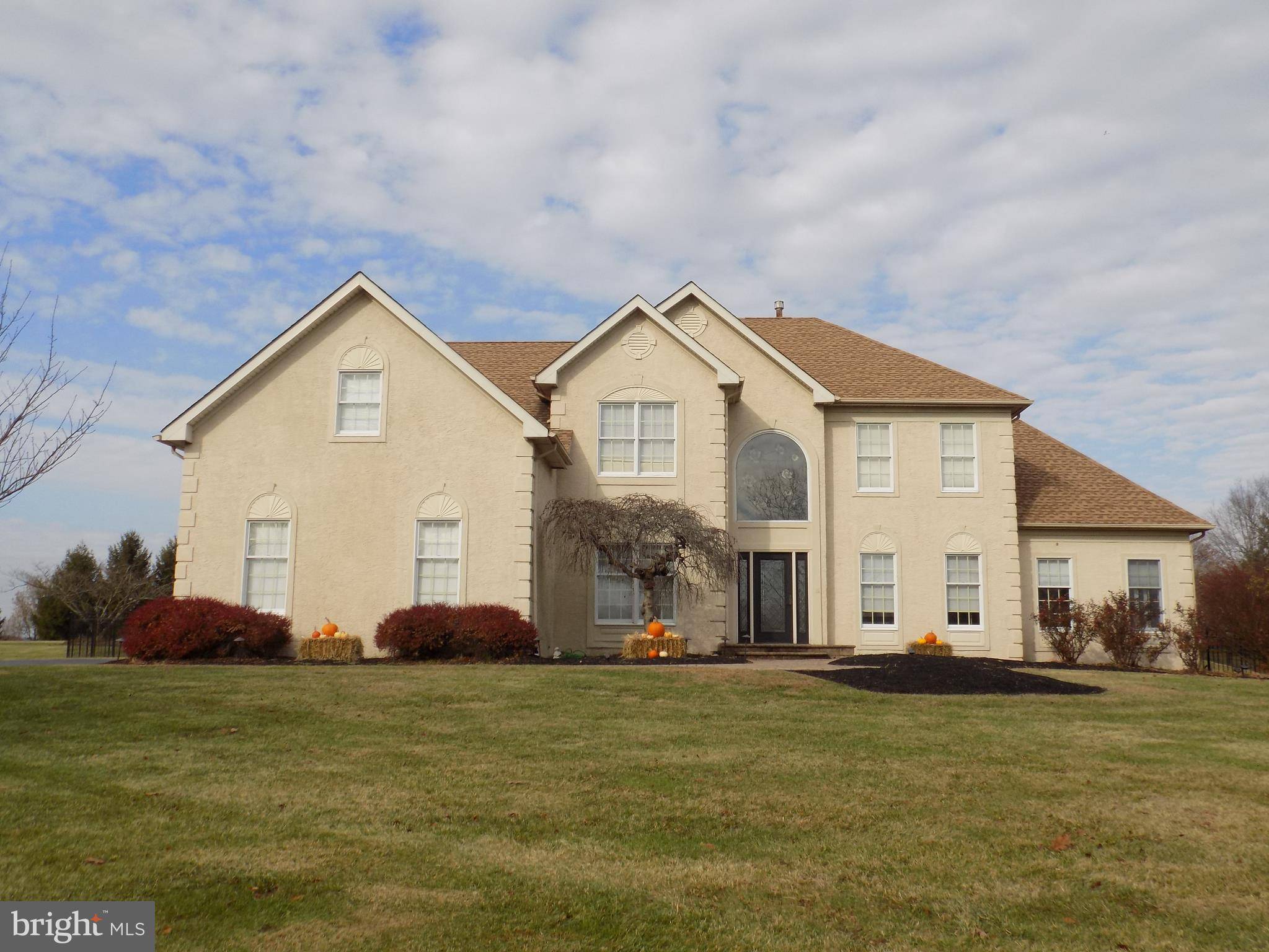 Harleysville, PA 19438,509 CARRIAGE HOUSE LN