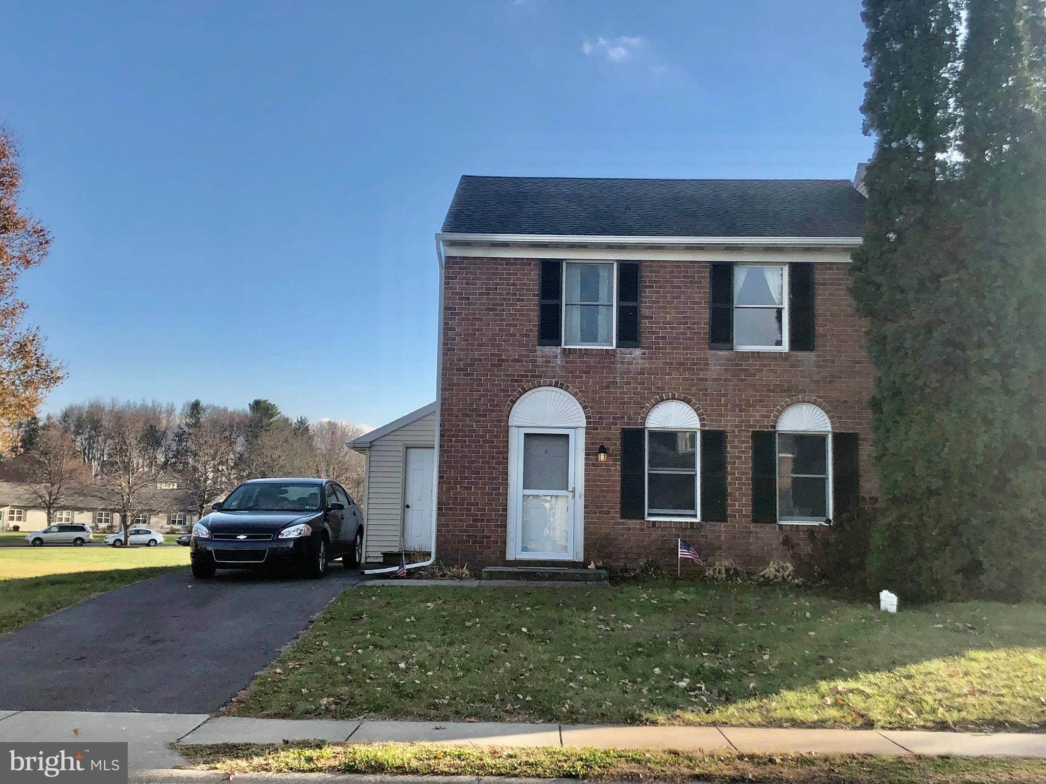 Marietta, PA 17547,18 THORNAPPLE DR