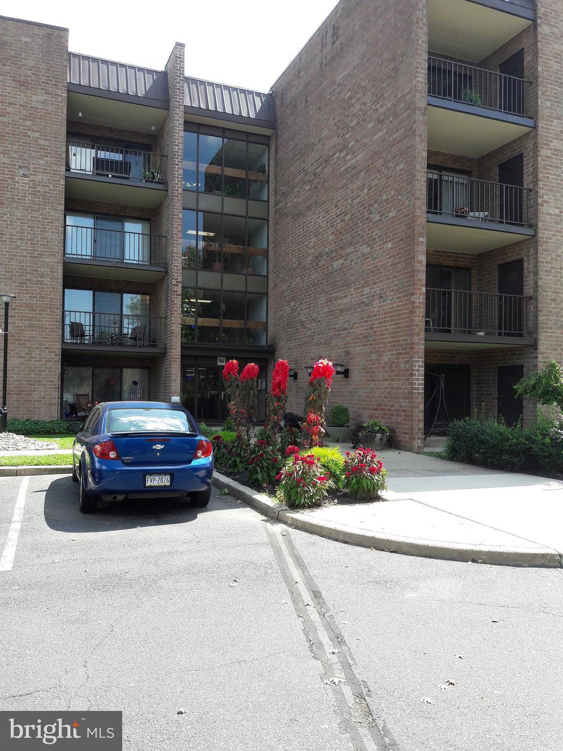 Philadelphia, PA 19114,6306 DELAIRE LANDING RD #306