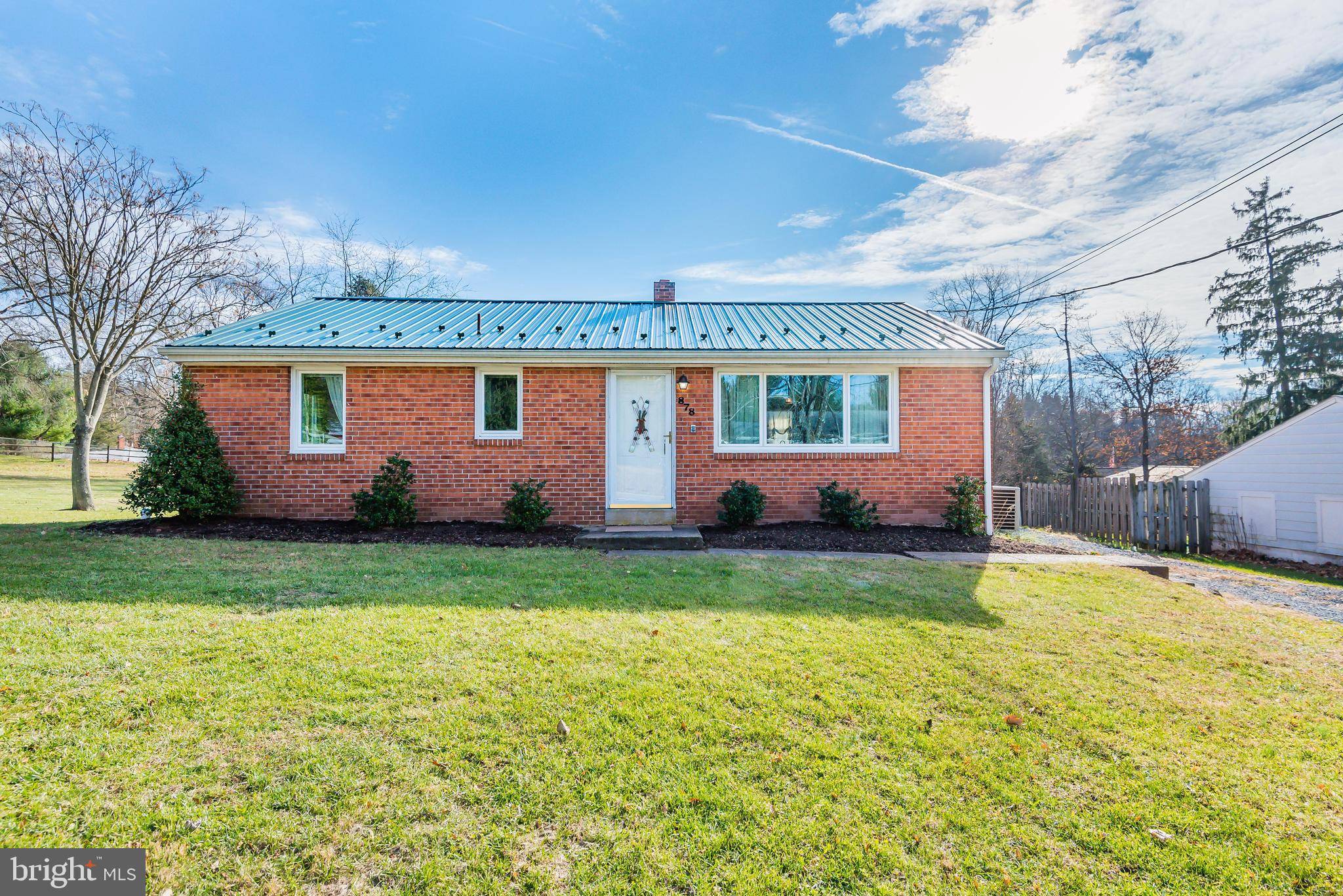 Lewisberry, PA 17339,878 CEDARS RD