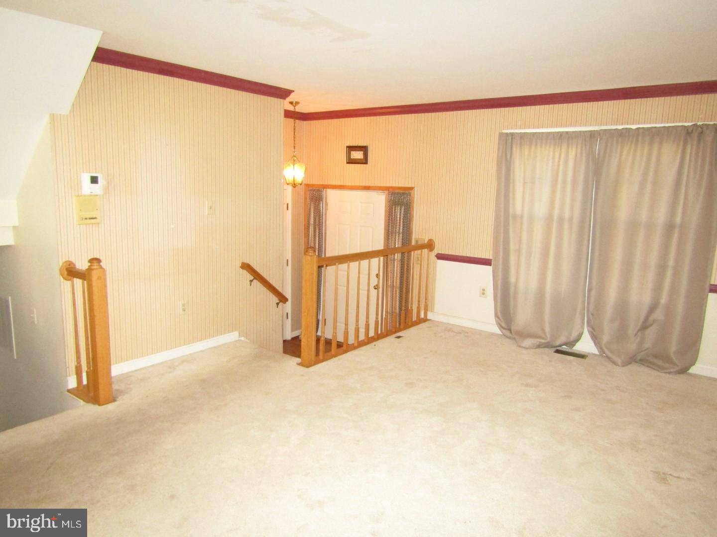 Woodbridge, VA 22193,15499 TRAVAILER CT