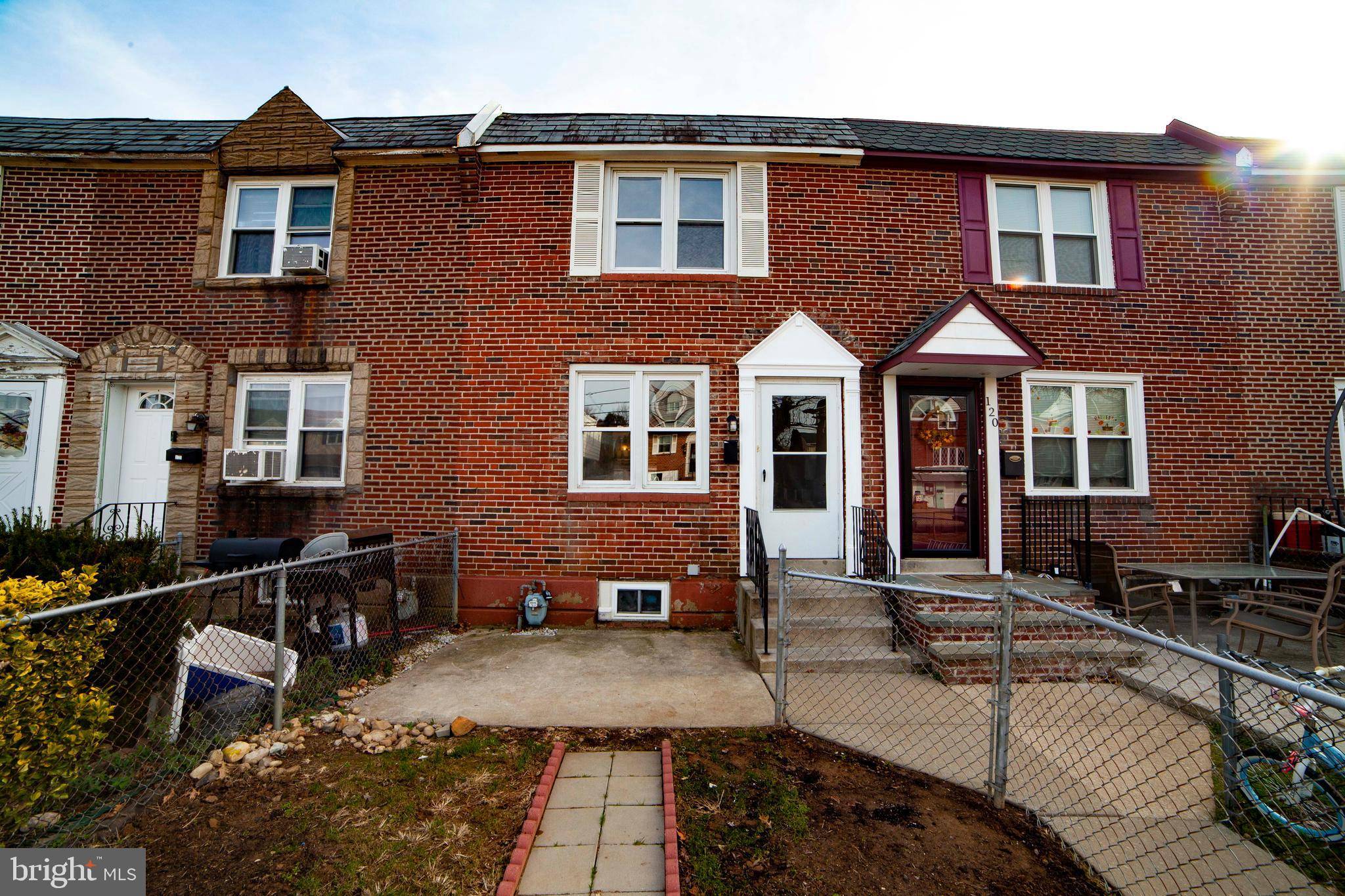 Clifton Heights, PA 19018,118 W BERKLEY AVE