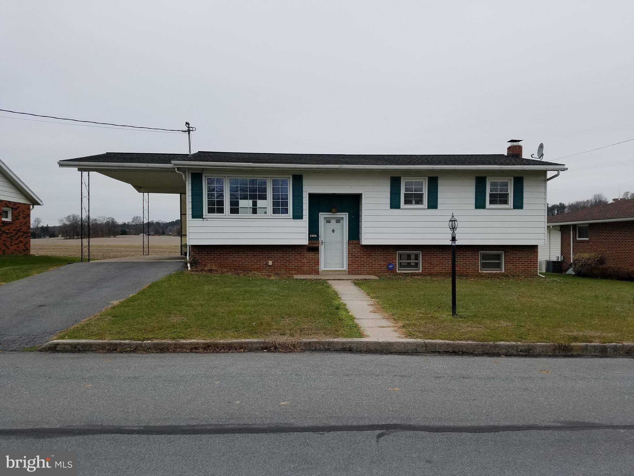 Robesonia, PA 19551,412 MARTHA ST