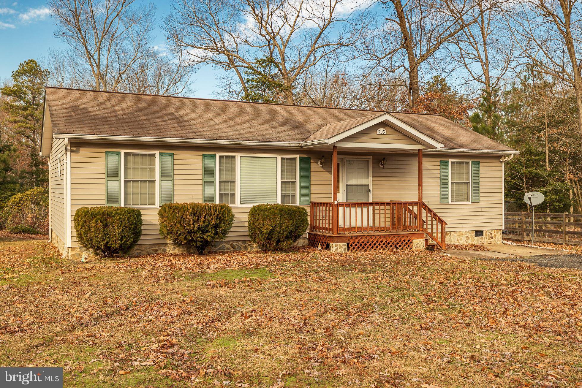 Colonial Beach, VA 22443,303 HOLLY WAY