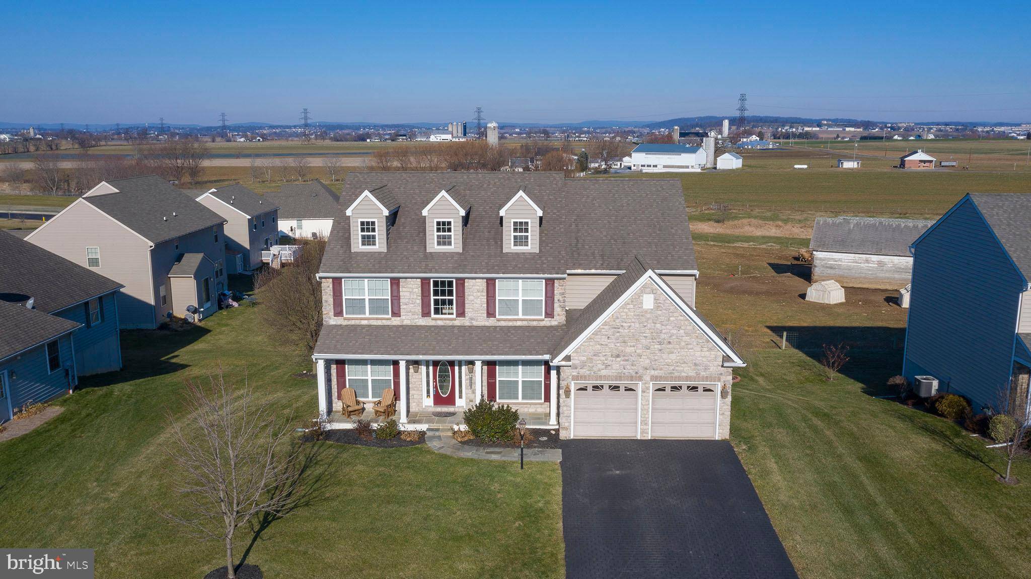 Leola, PA 17540,340 WILLOW DELL LN