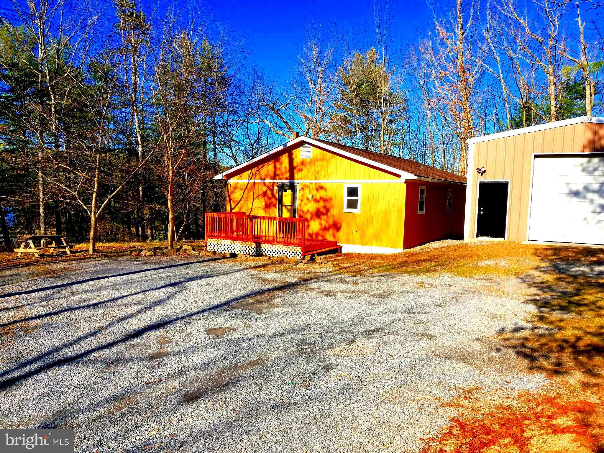 Hedgesville, WV 25427,134 YELLOW BRICK RD