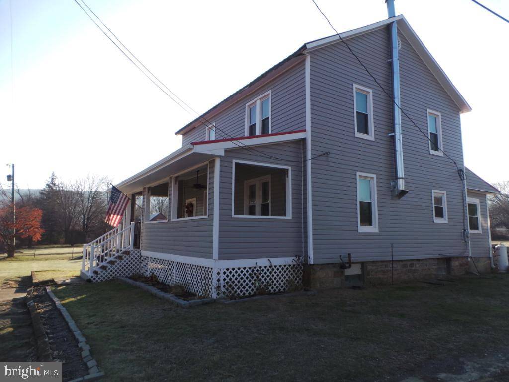 Great Cacapon, WV 25422,17 CRAWFORD LANE