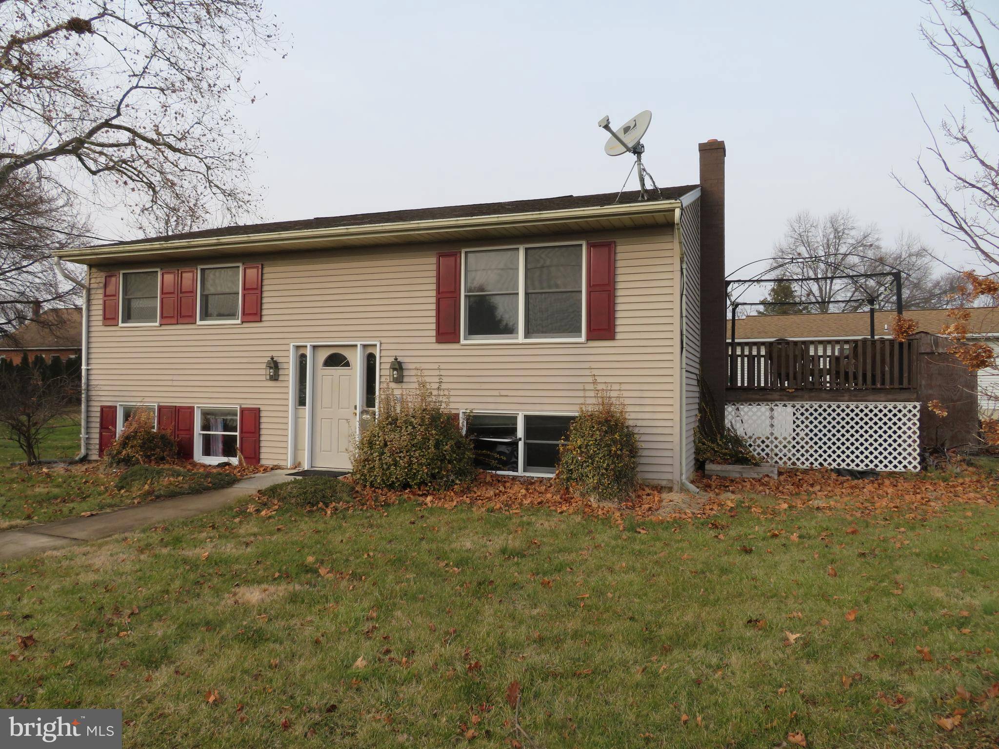 Cleona, PA 17042,103 W WALNUT ST