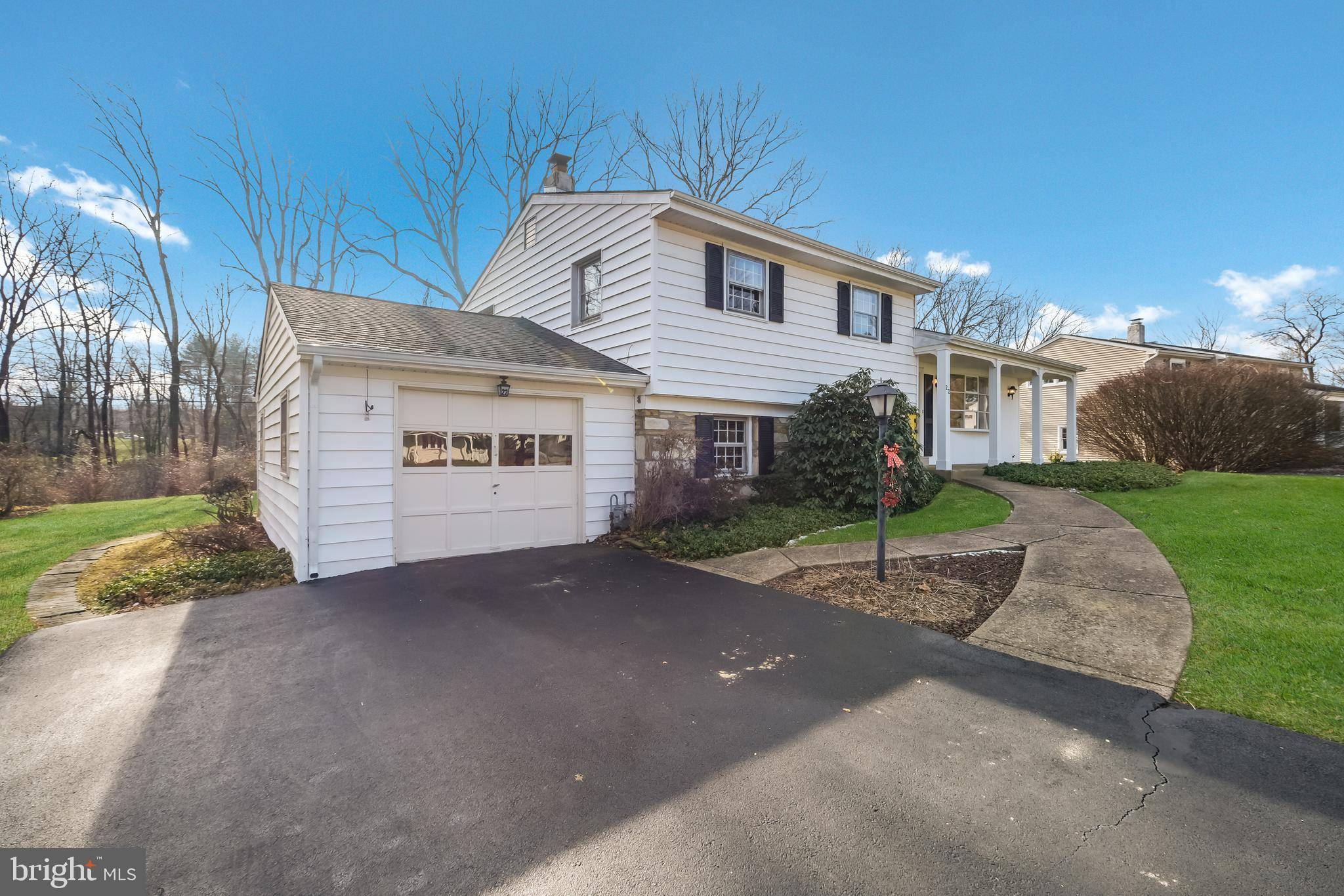 Yardley, PA 19067,22 OLIVIA DR