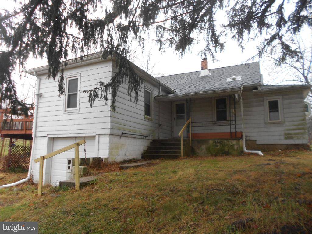 Pine Grove, PA 17963,335 HIDDEN VALLEY RD