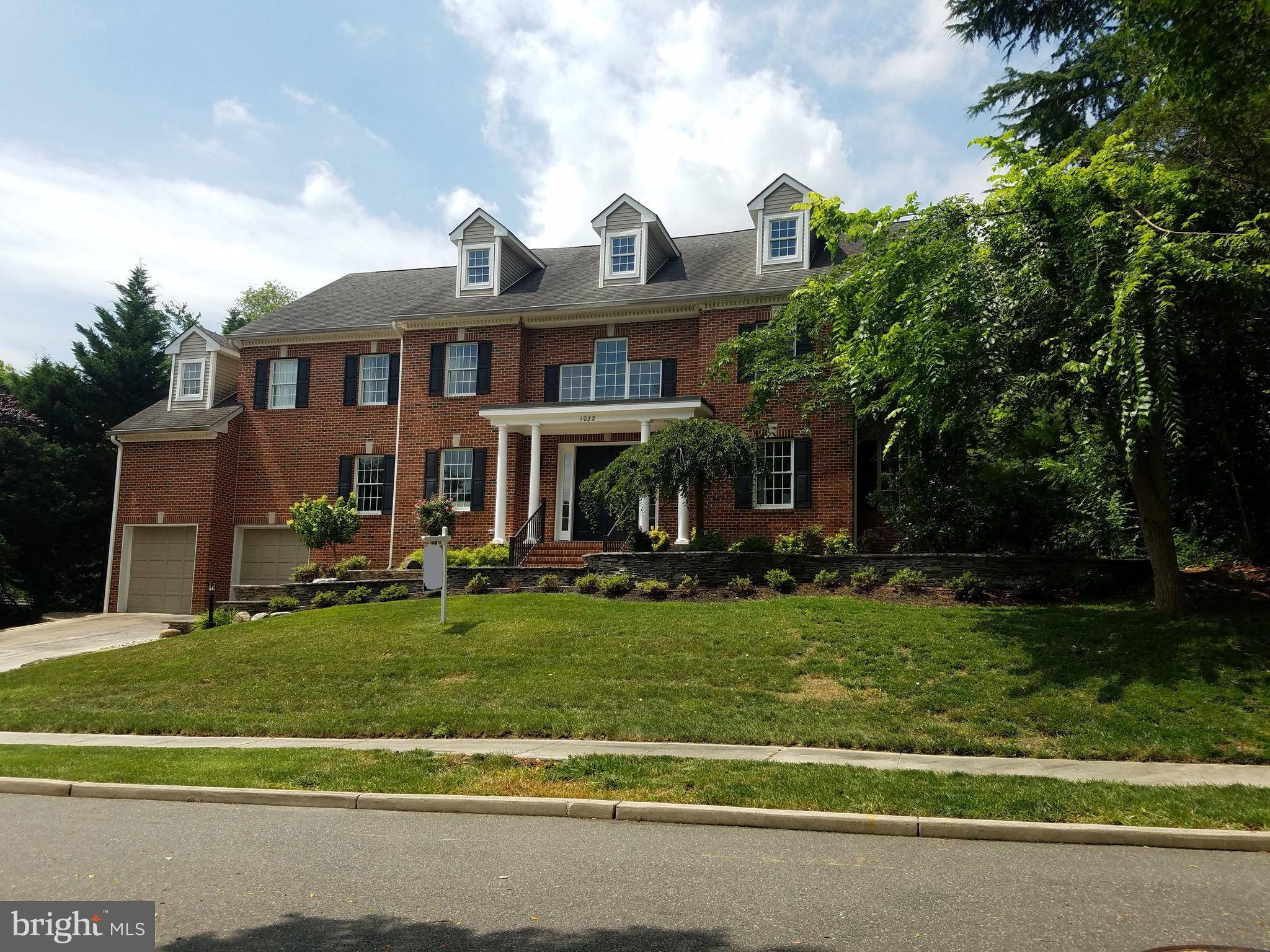 Haddonfield, NJ 08033,1032 GREENMOUNT RD