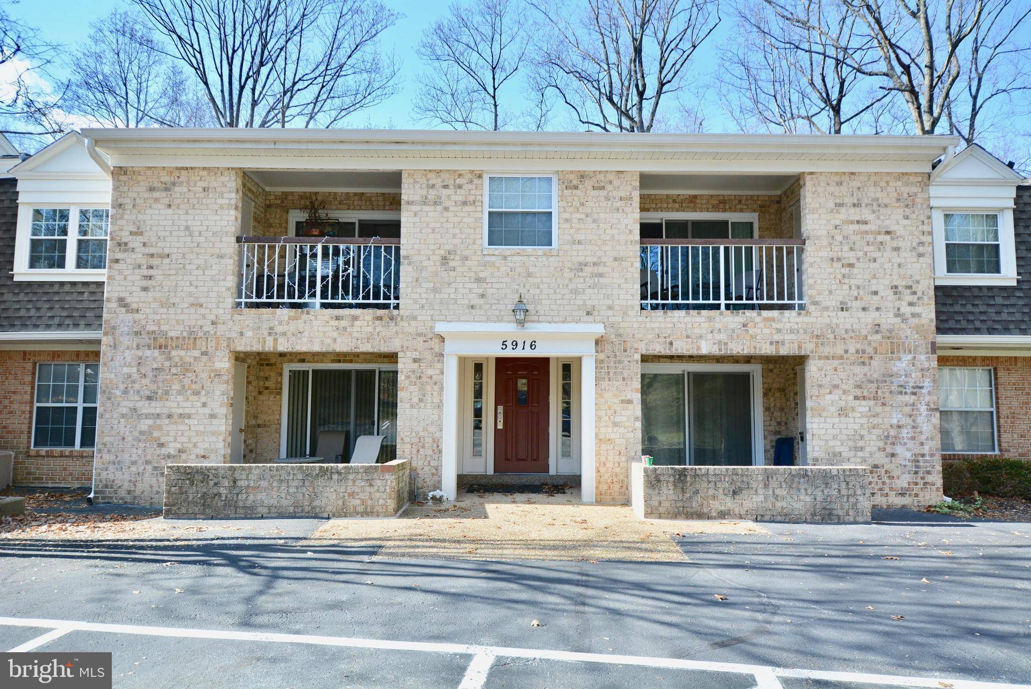 Burke, VA 22015,5916 COVE LANDING RD #203