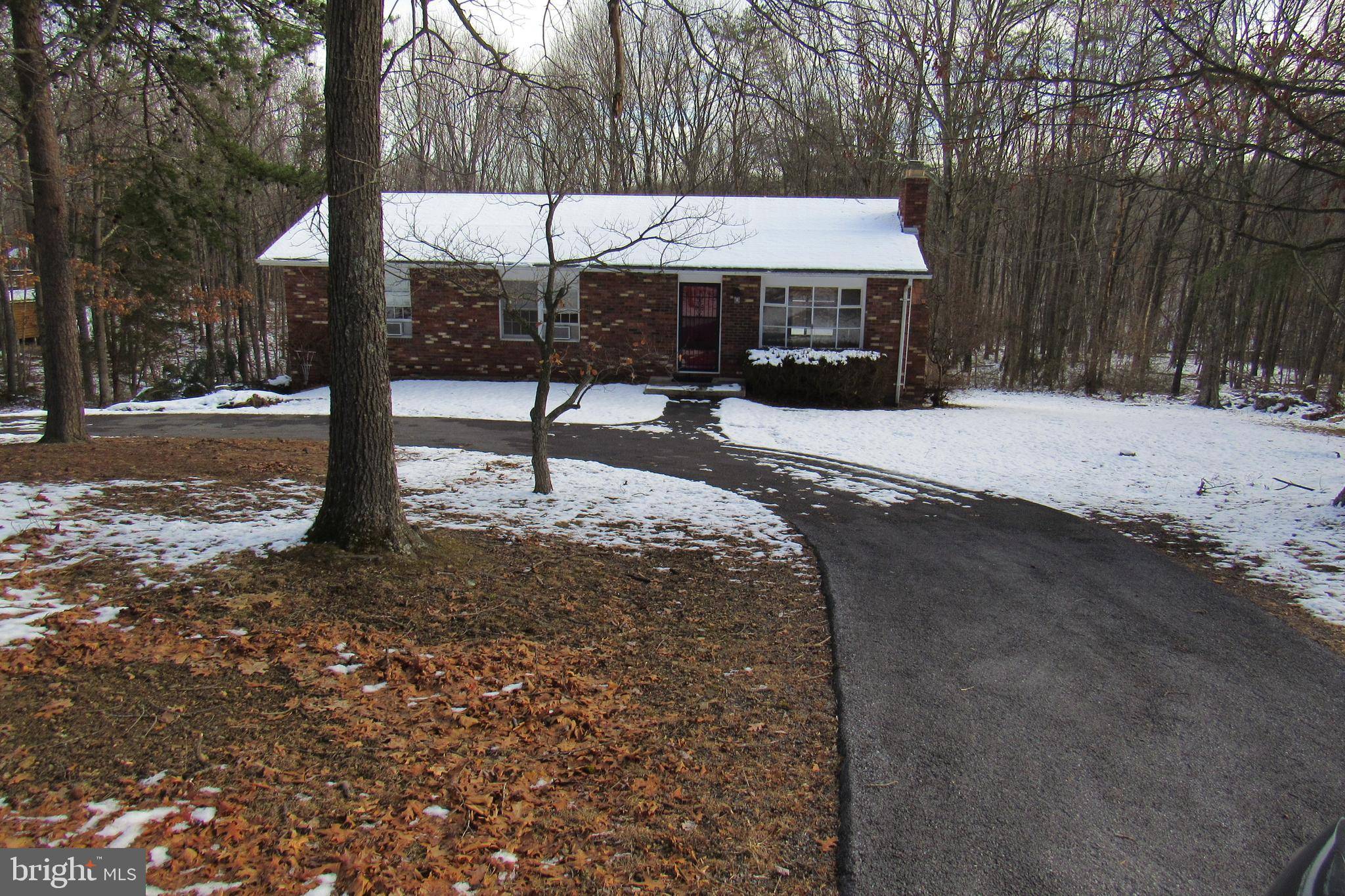 Berkeley Springs, WV 25411,1129 APPLE ORCHARD CIR