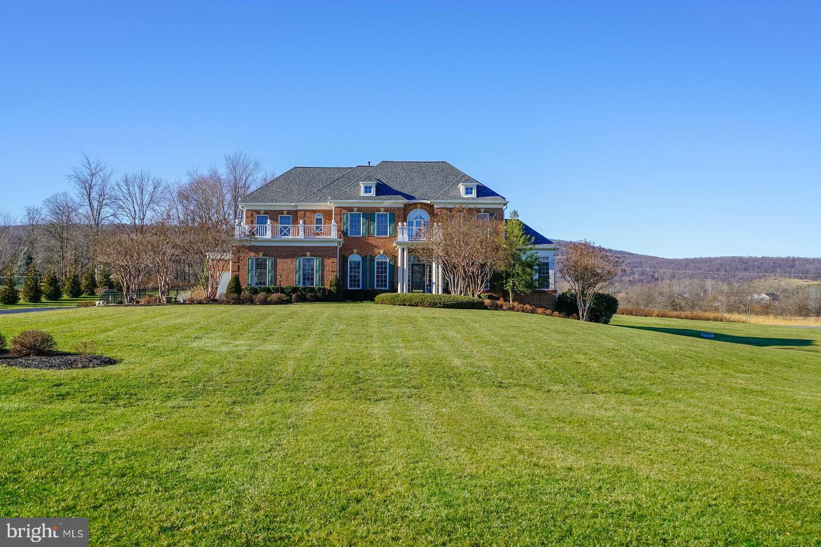 Round Hill, VA 20141,35648 GLENCOE CT