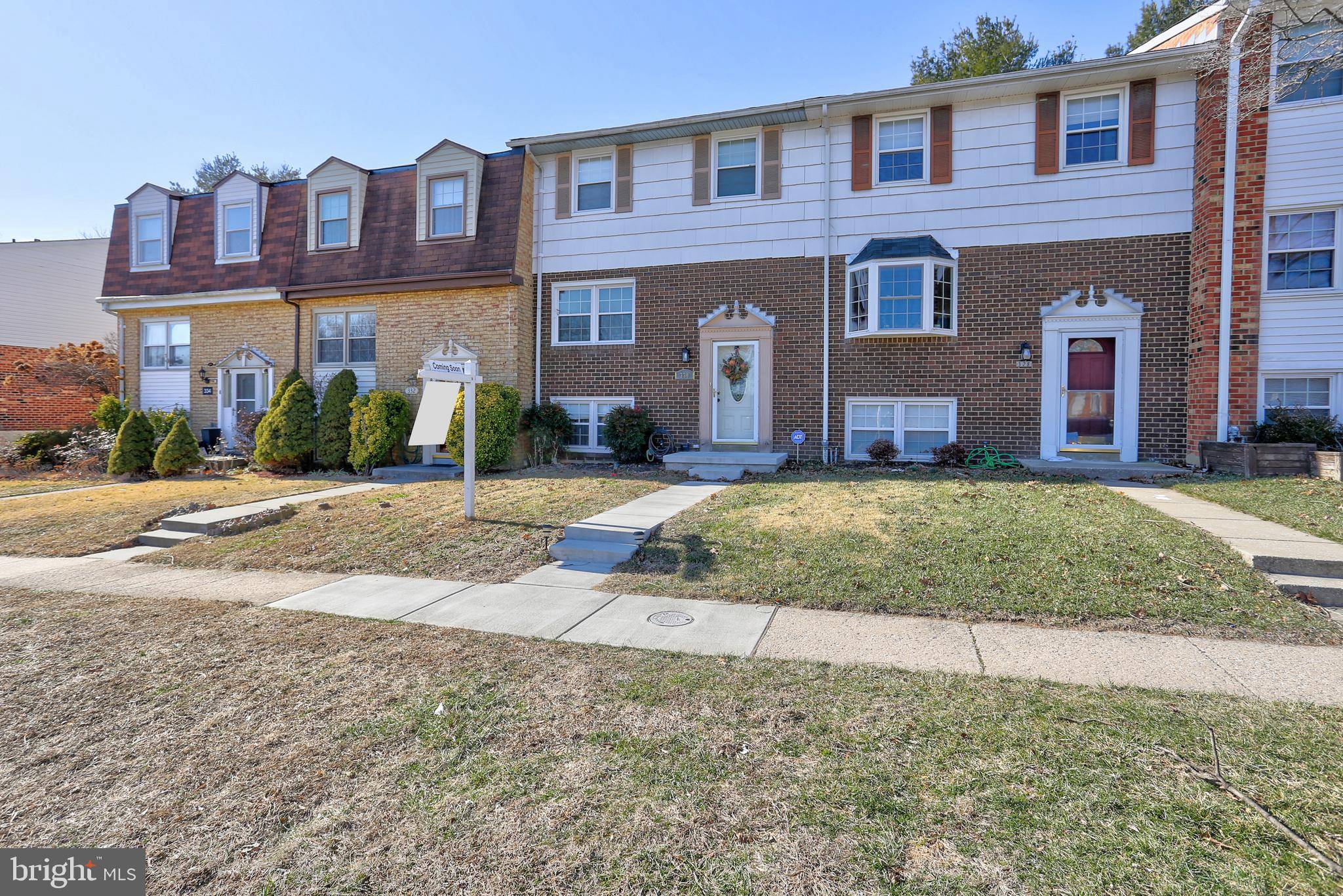 Reisterstown, MD 21136,330 HIGH KNOB LN