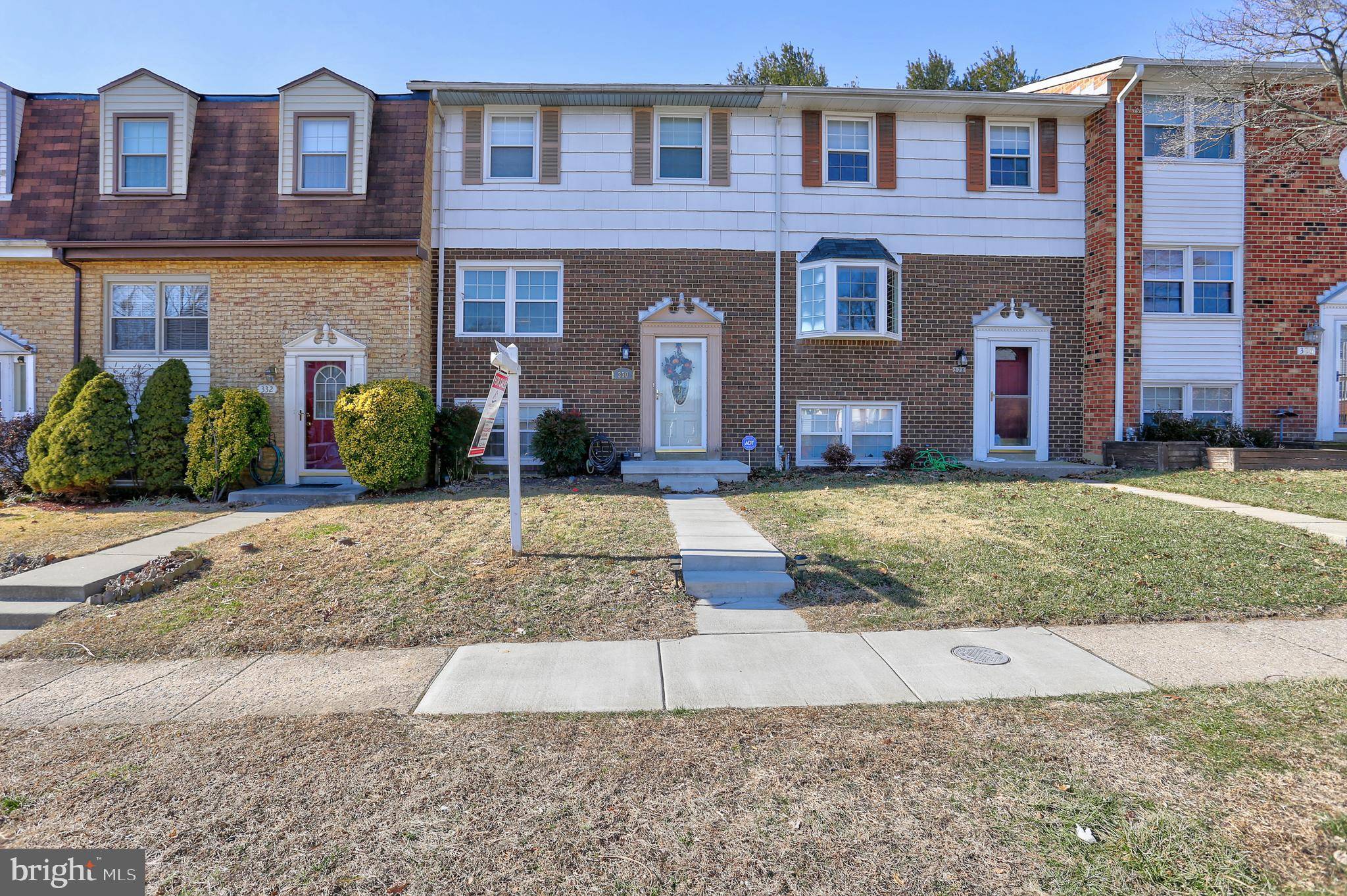 Reisterstown, MD 21136,330 HIGH KNOB LN