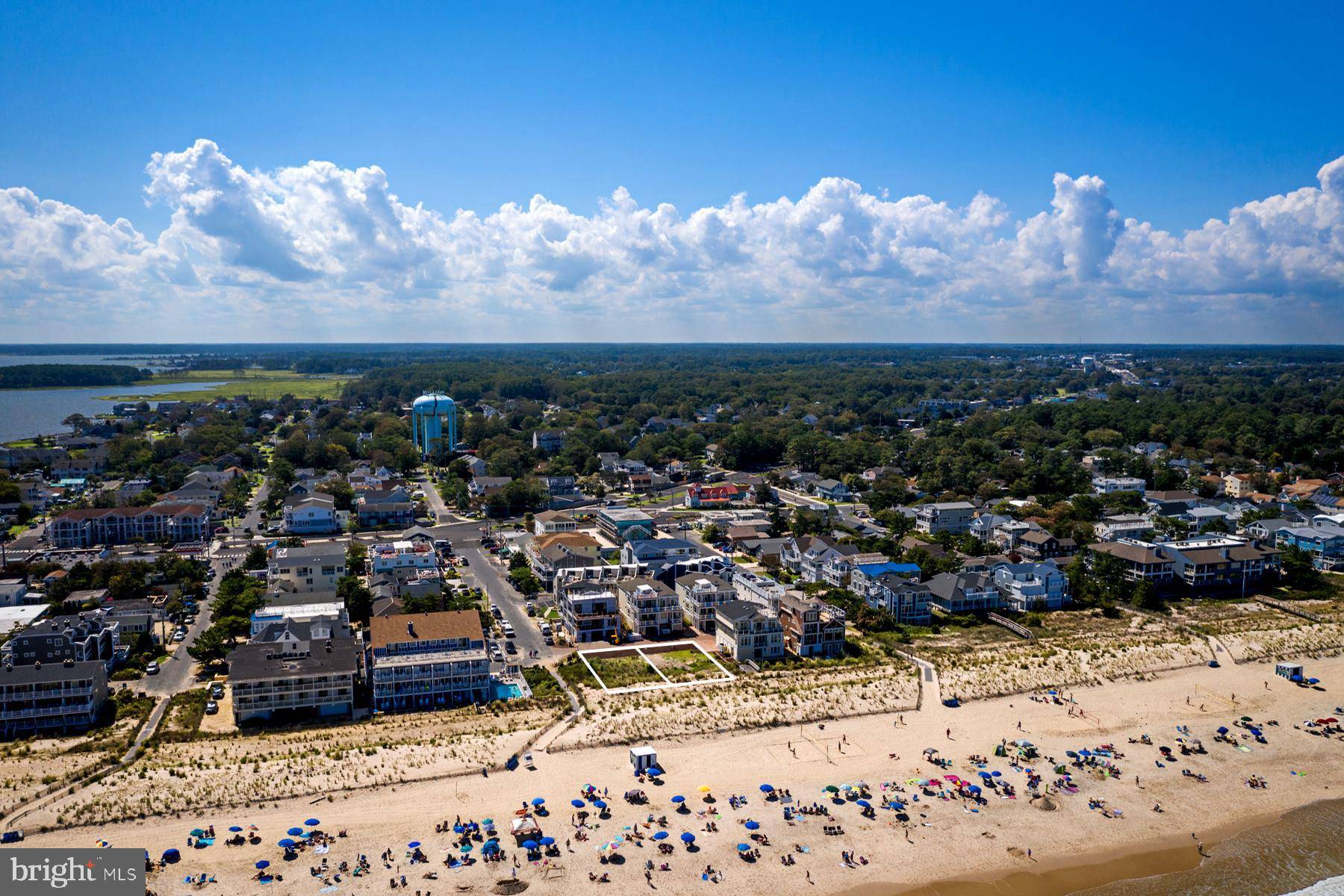 Dewey Beach, DE 19971,1 CLAYTON ST