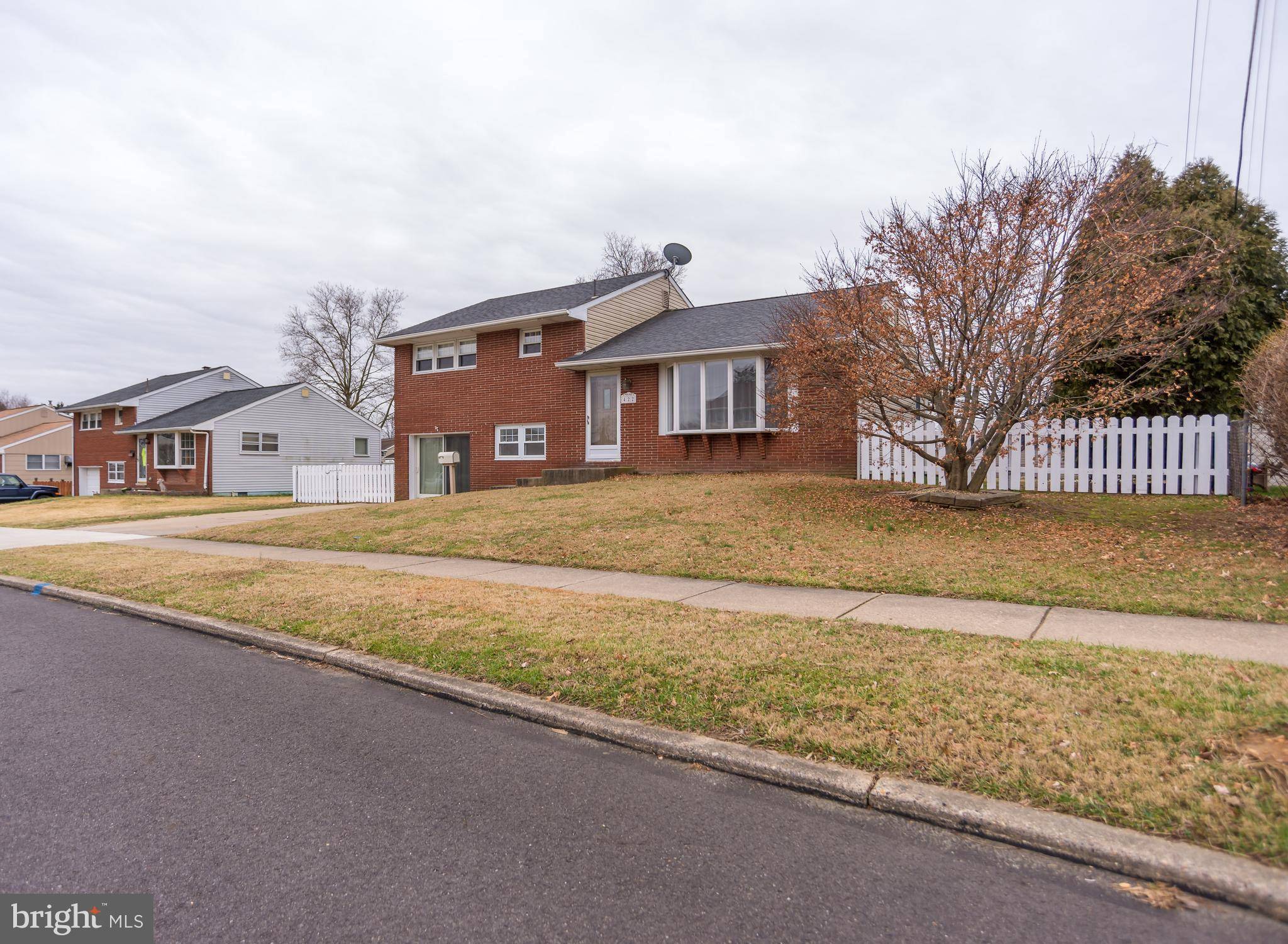 Langhorne, PA 19047,422 CLARISSA AVE