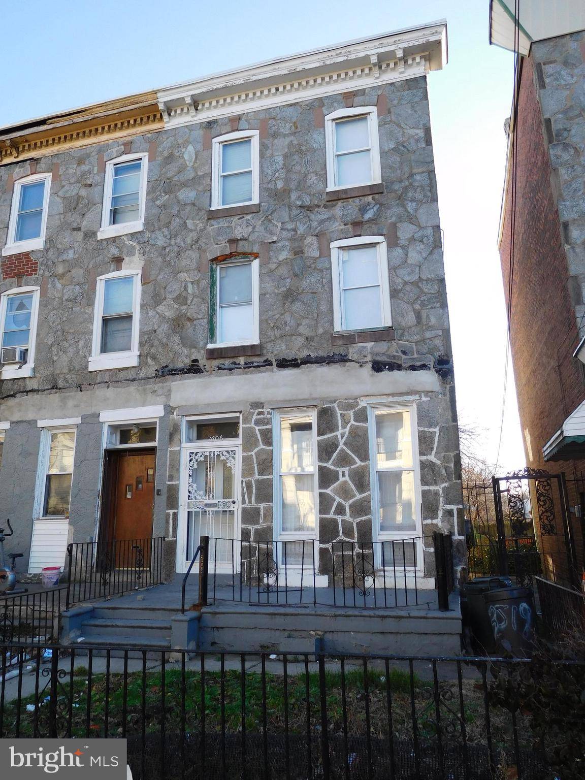 Philadelphia, PA 19140,1606 W TIOGA ST