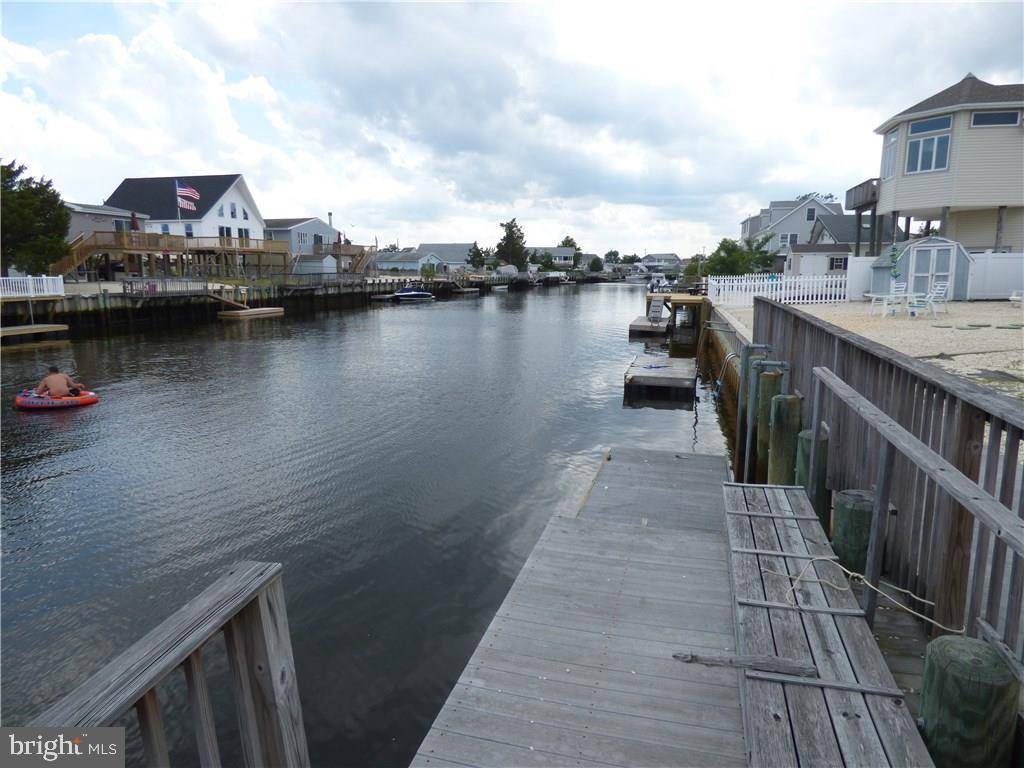 Tuckerton, NJ 08087,21 LAKE SAINT CLAIR DR