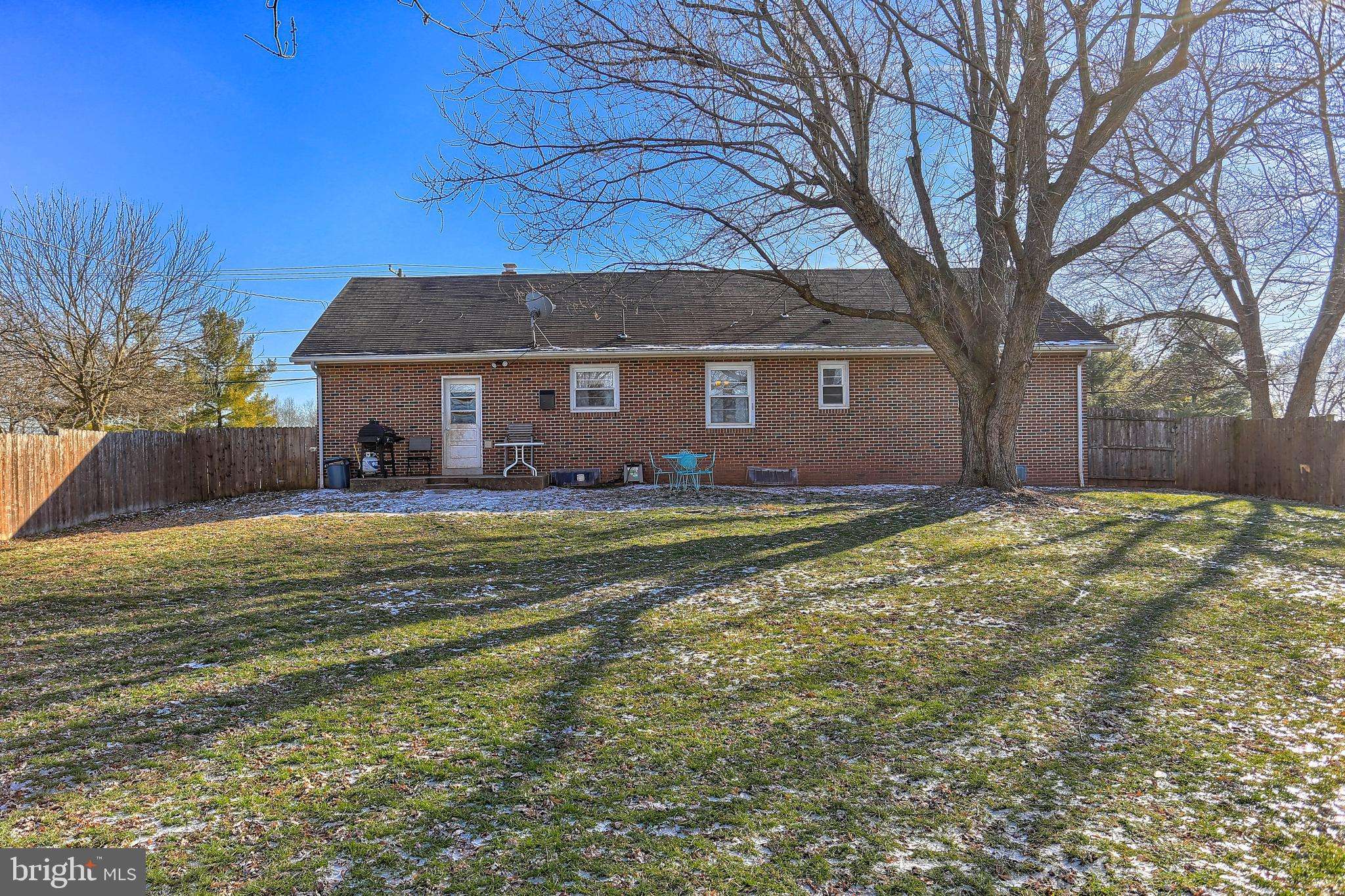 York, PA 17408,2491 SUNSET LN